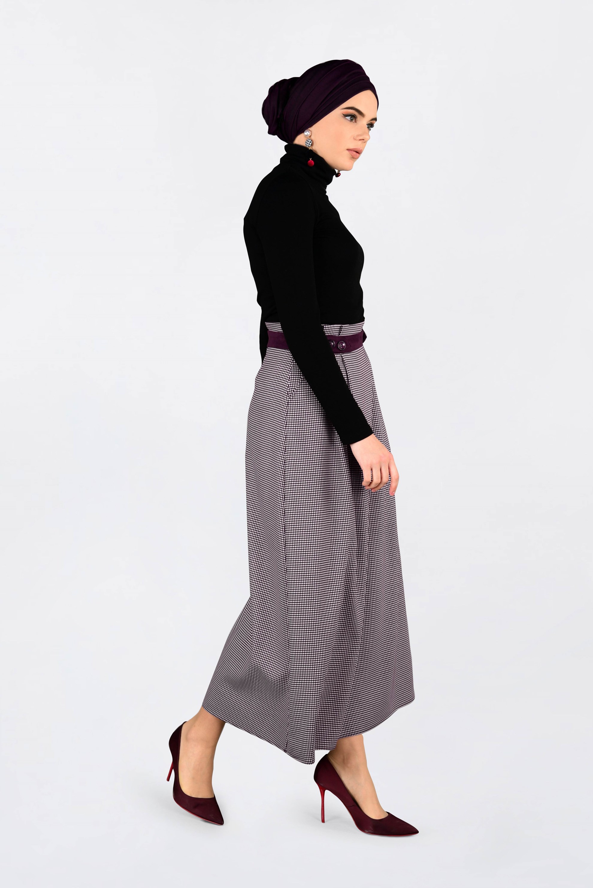 Tesettür giyim BORDO DÜĞME DETAYLI PİLELİ ETEK 6286