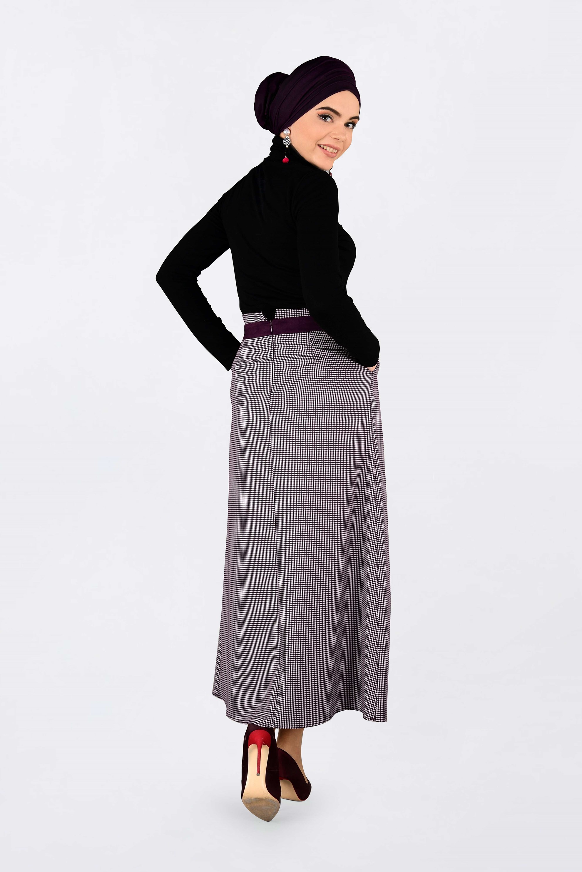 Tesettür giyim BORDO DÜĞME DETAYLI PİLELİ ETEK 6286