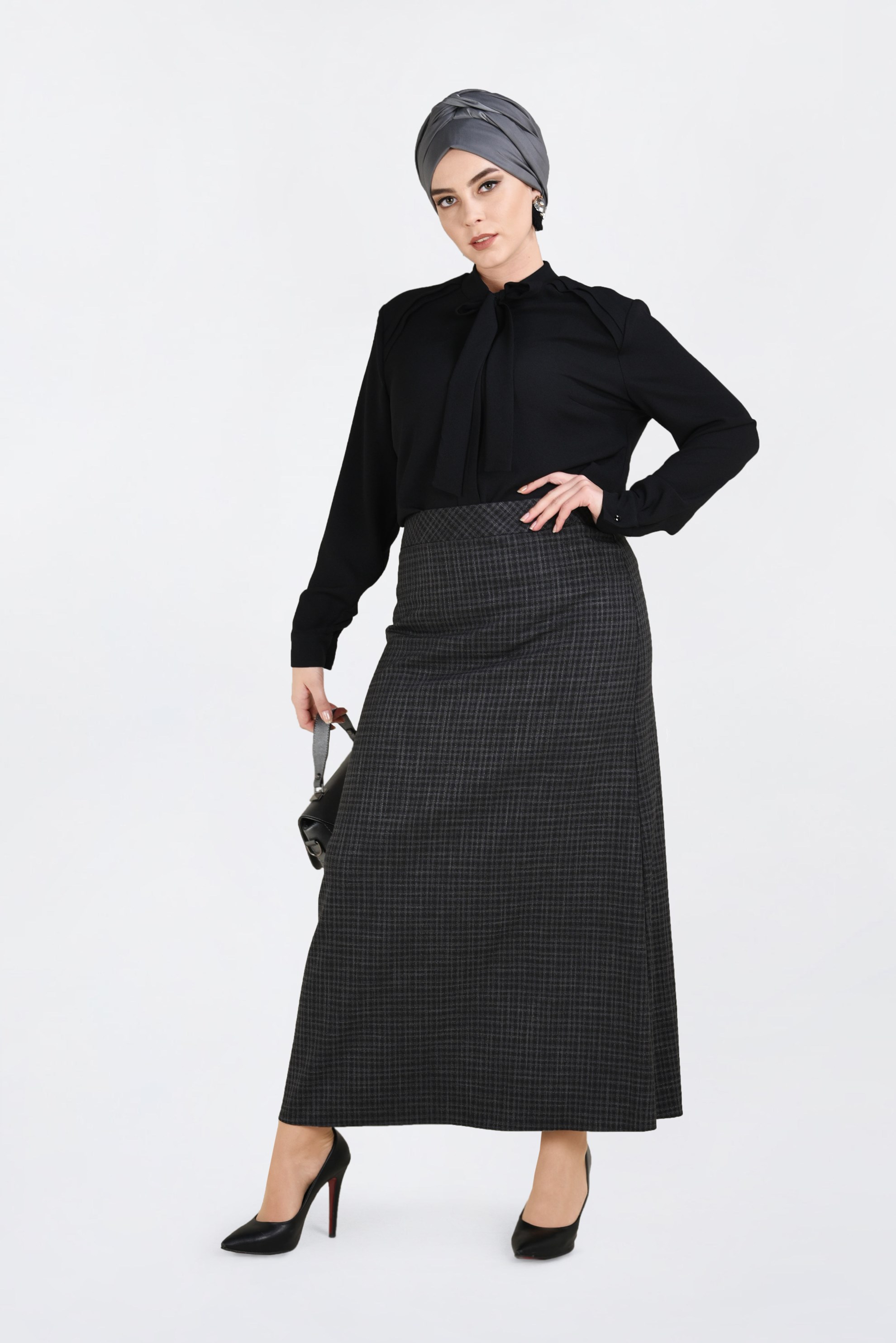 Hijab clothing BLACK CLASSIC CUT ZIPPED SKIRT 6293 