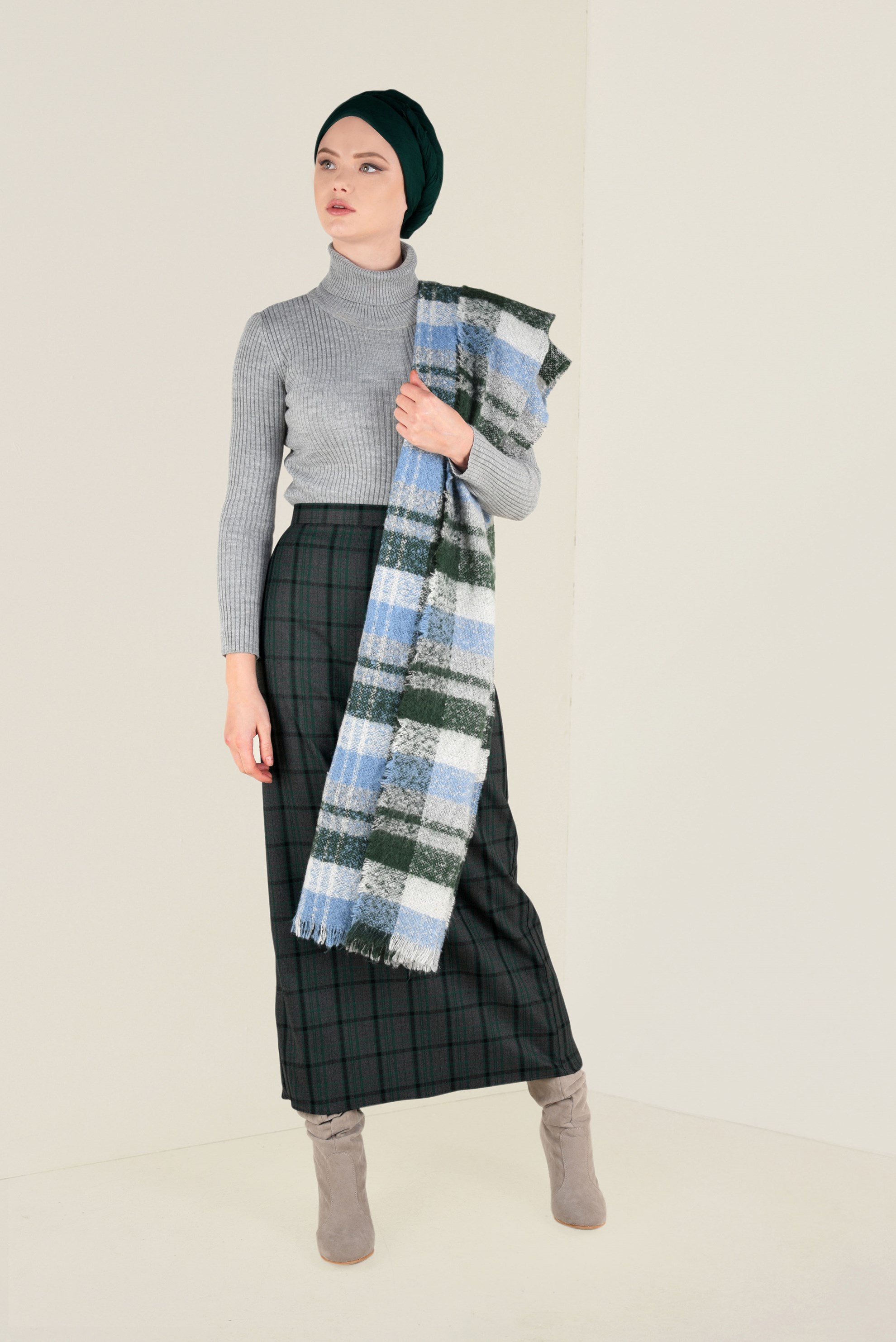 Tesettür giyim SİYAH EKOSE DESENLİ YÜKSEK BEL ETEK 6297