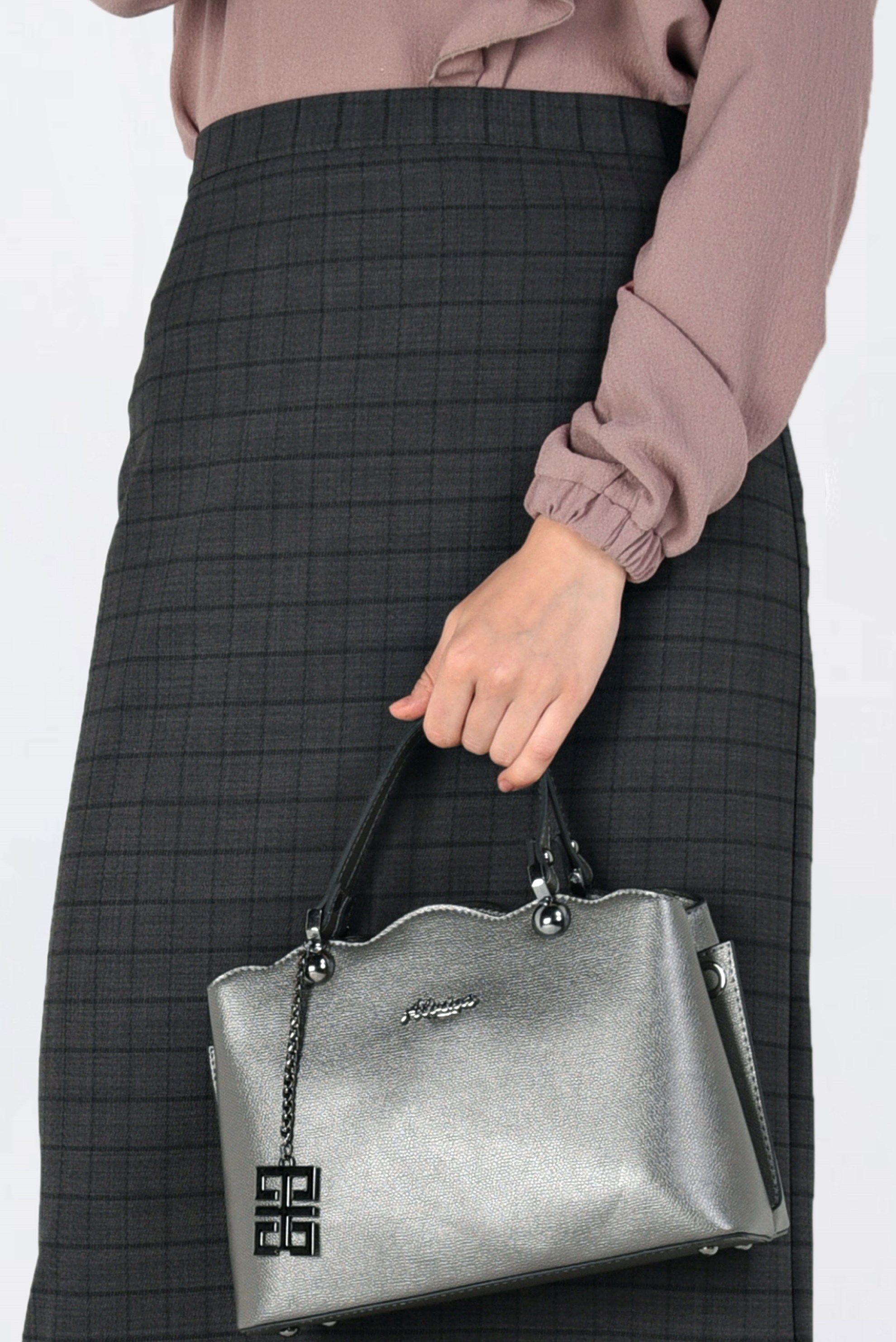 Tesettür giyim GRİ KARELİ GİZLİ YIRTMAÇLI ETEK 6299 