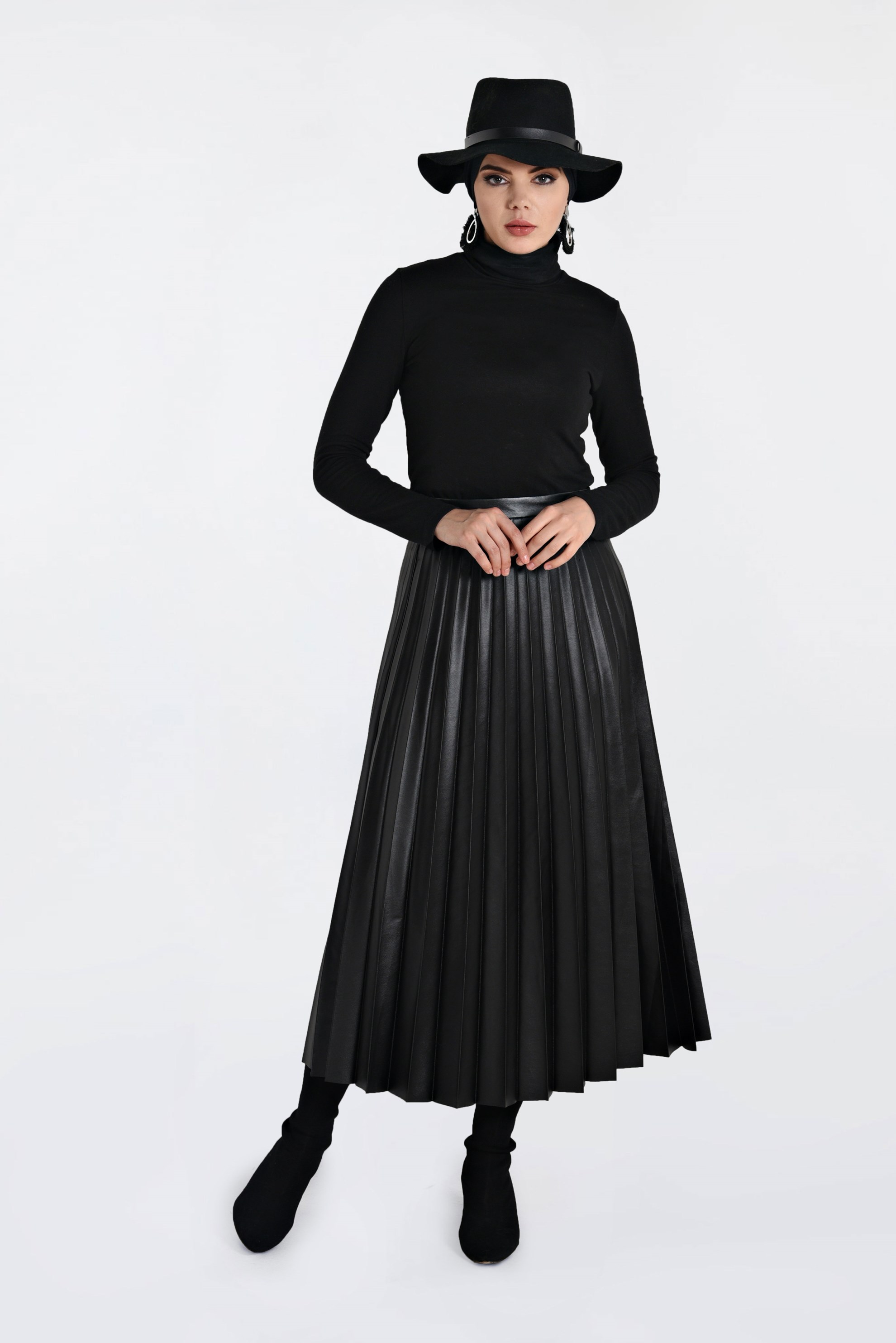 Tesettür giyim SİYAH YÜKSEK BEL PİLİSELİ DERİ ETEK 6301