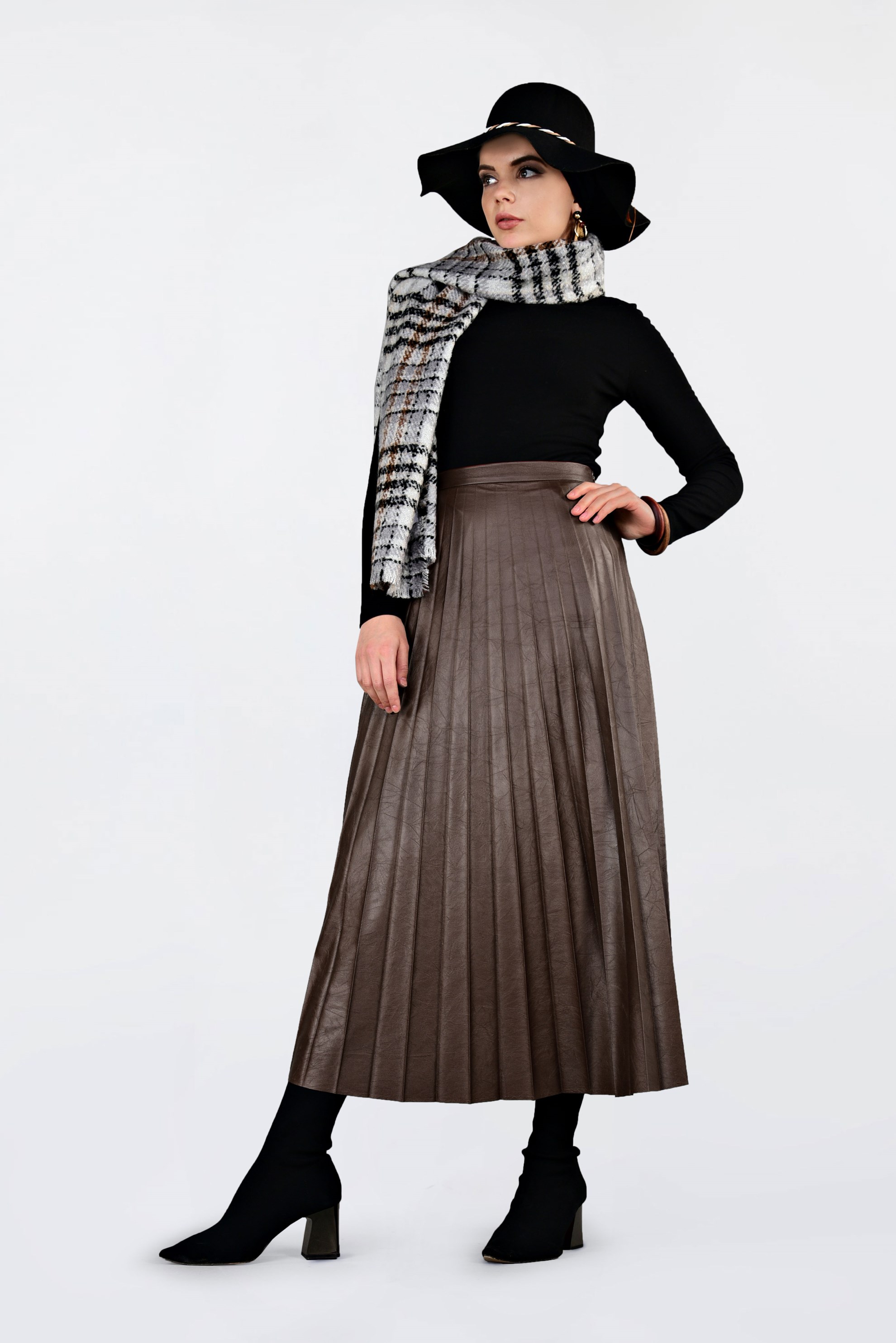 Tesettür giyim KAHVE YÜKSEK BEL PİLİSELİ DERİ ETEK 6301
