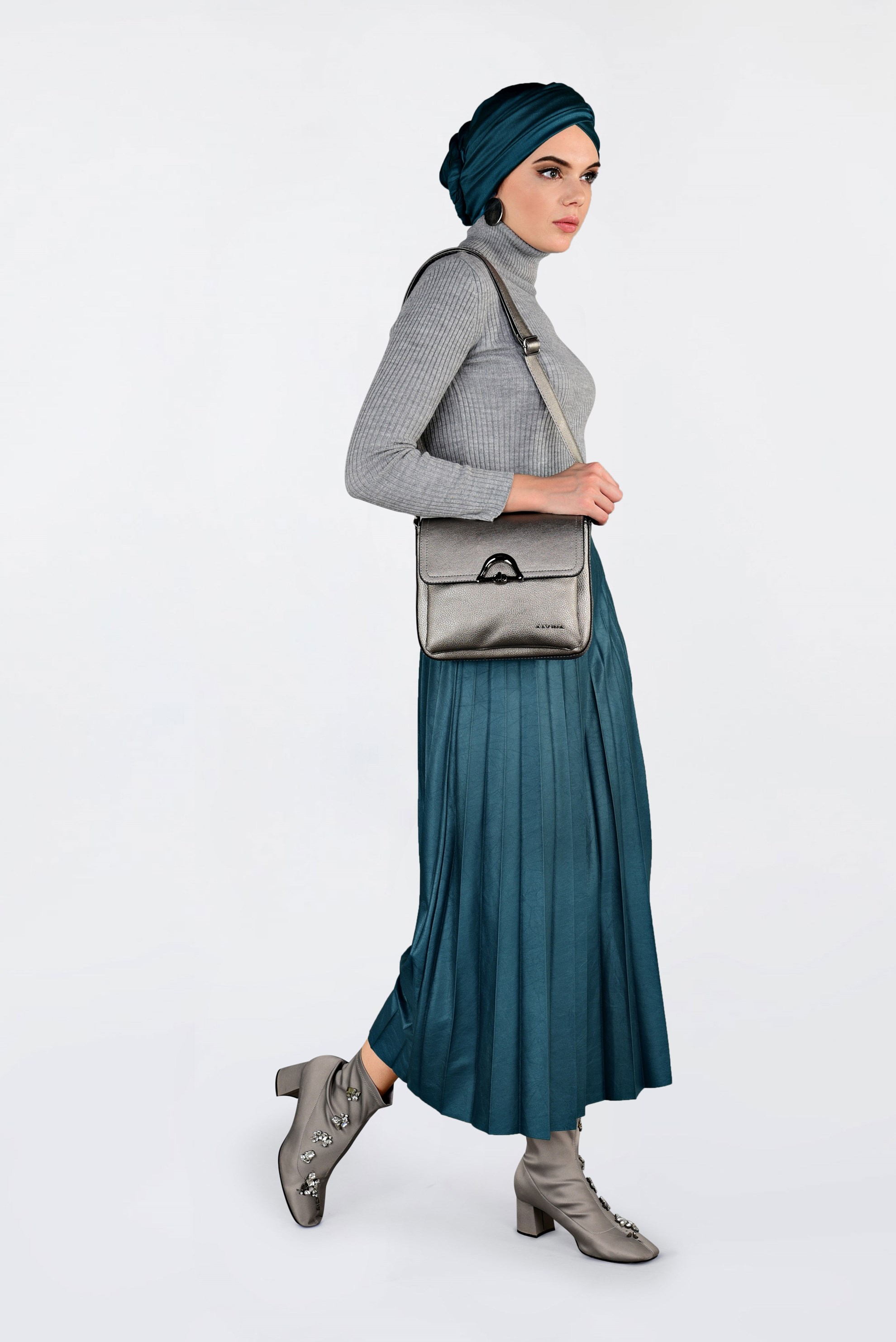 Tesettür giyim MAVİ YÜKSEK BEL PİLİSELİ DERİ ETEK 6301