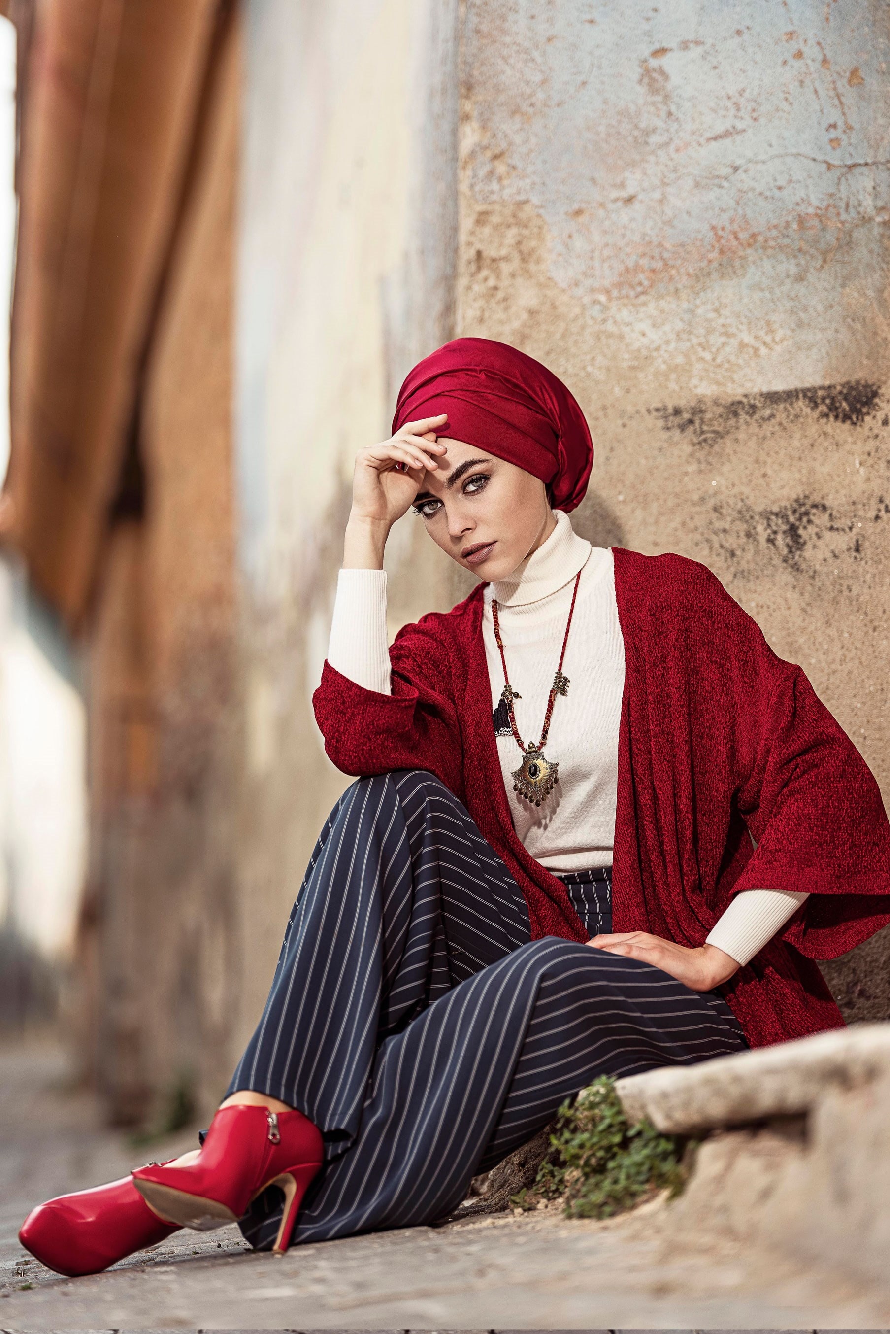 Tesettür giyim BORDO SALAŞ TRİKO HIRKA 4657