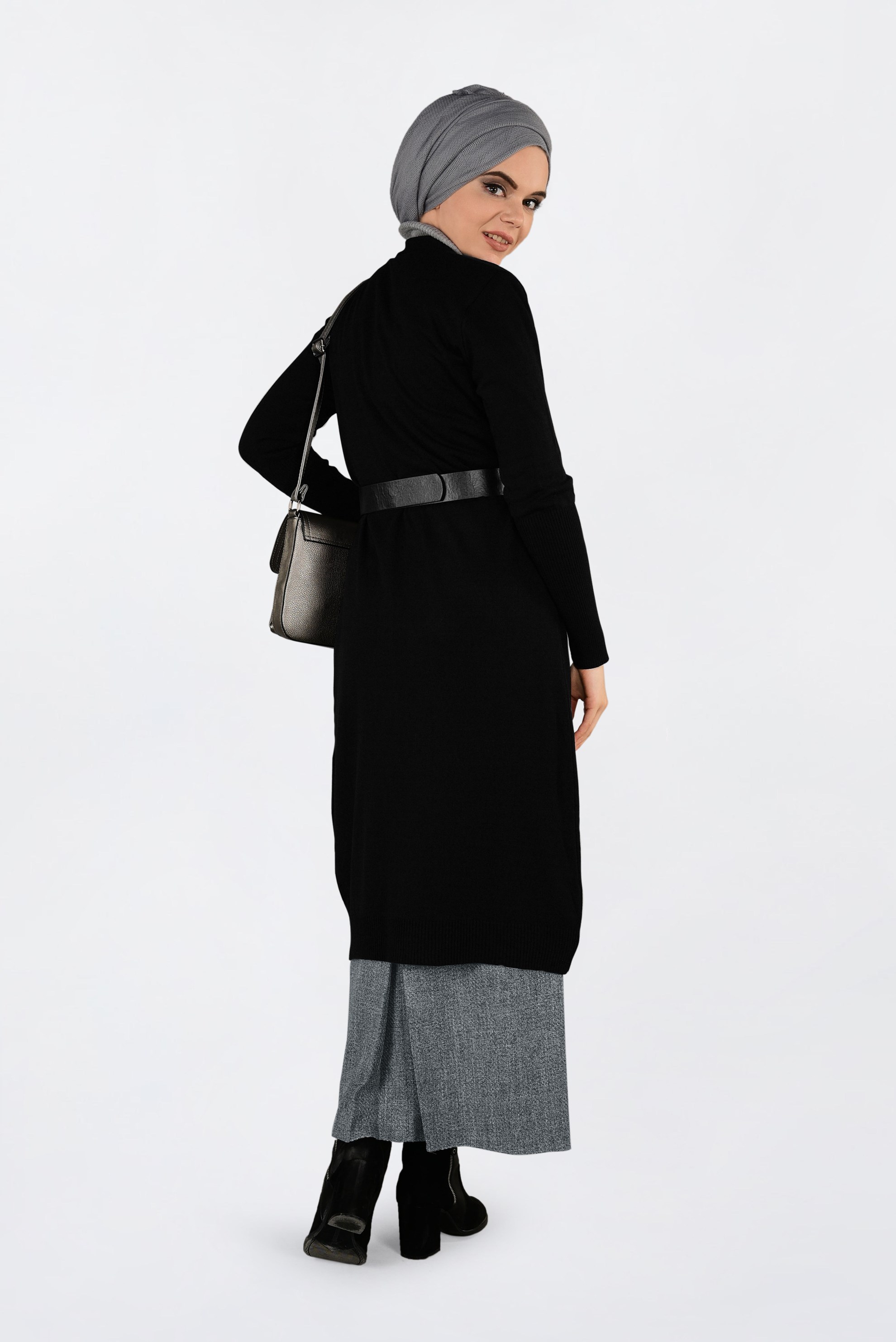 Tesettür giyim SİYAH CEPLİ UZUN HIRKA 4834 