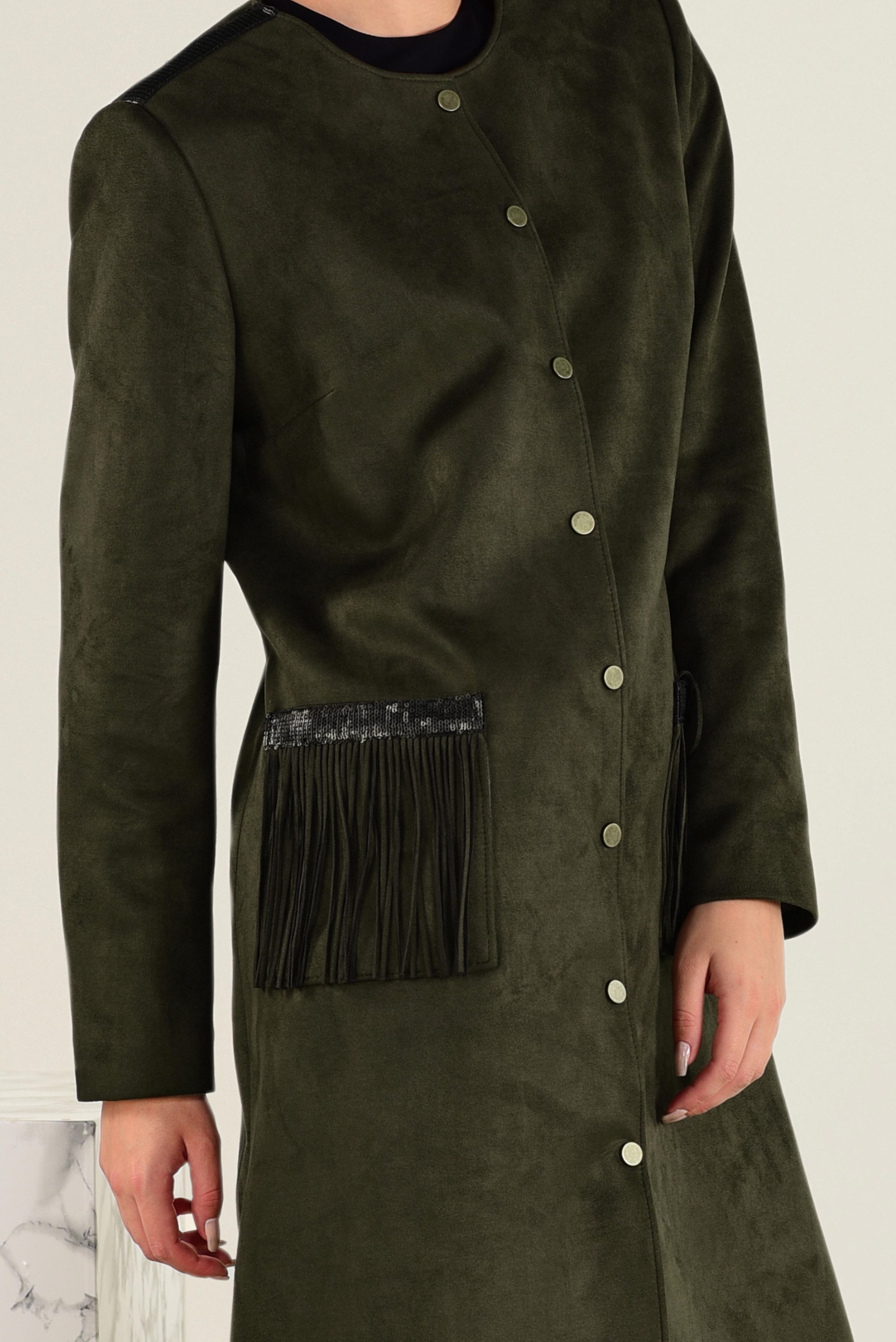 Tesettür giyim HAKİ PÜSKÜL DETAYLI SÜET KABAN 9765