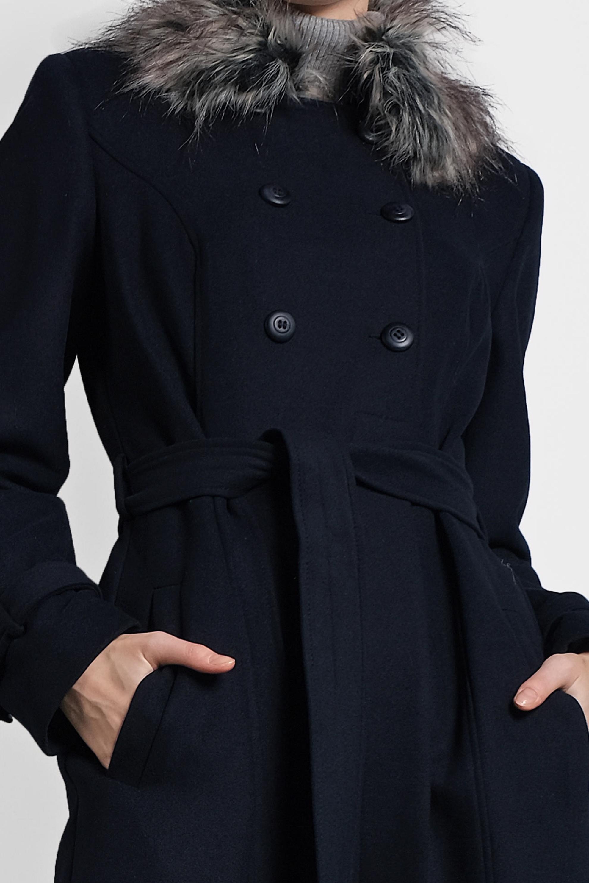 Tesettür giyim LACİVERT YAKASI KÜRKLÜ BİLEKLERİ KEMER DETAYLI KABAN 9783 