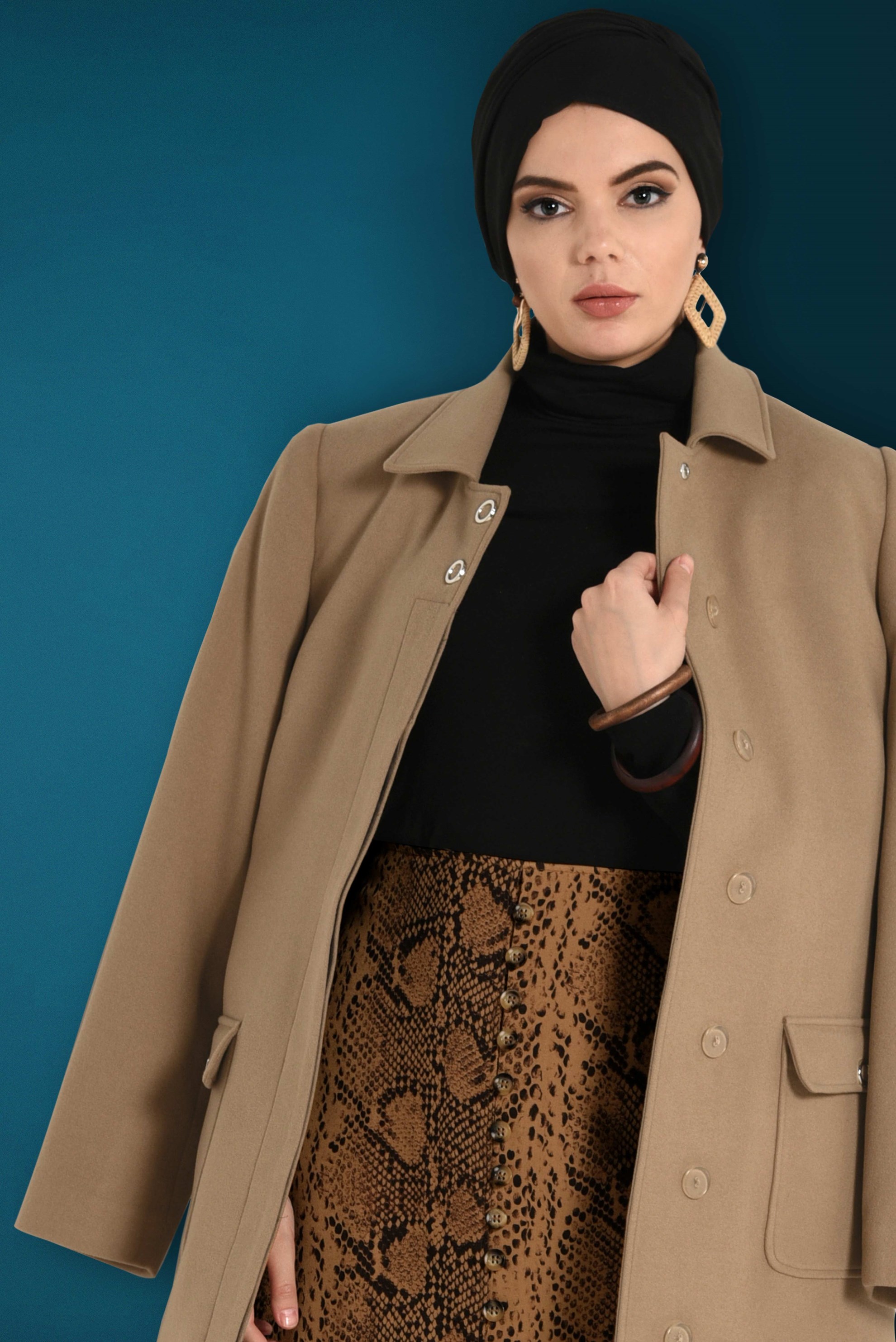 Tesettür giyim KAHVE GİZLİ DÜĞMELİ CEPLİ KABAN 9792 