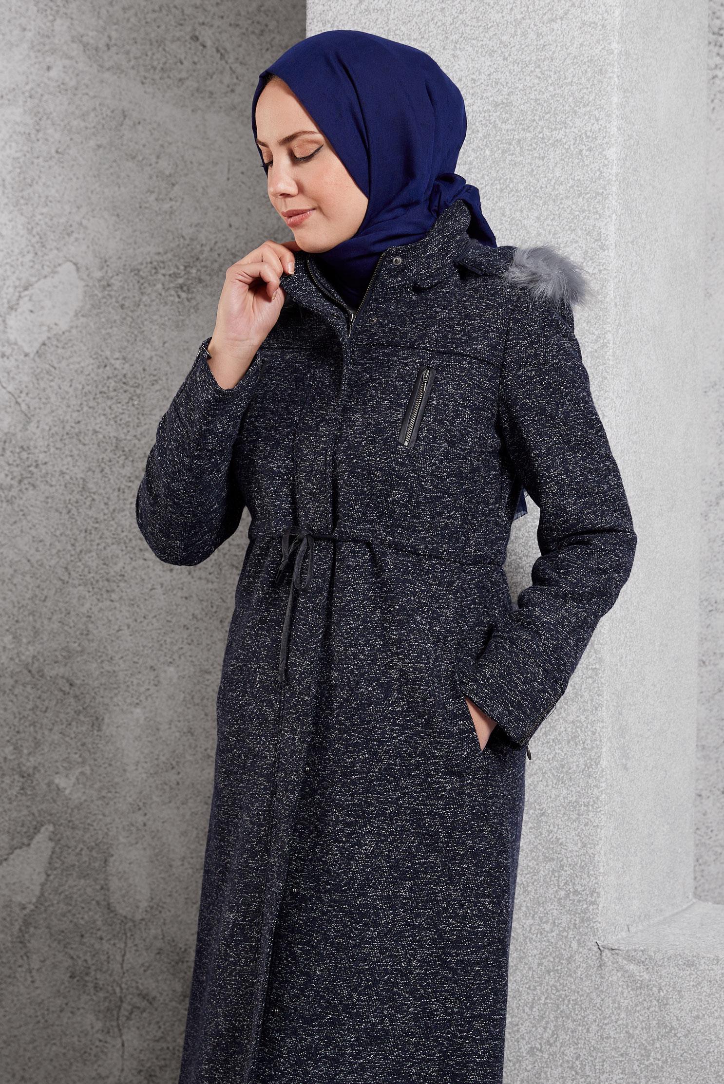 Tesettür giyim LACİVERT BELİ BÜZGÜLÜ KIRÇILLI KABAN 9795