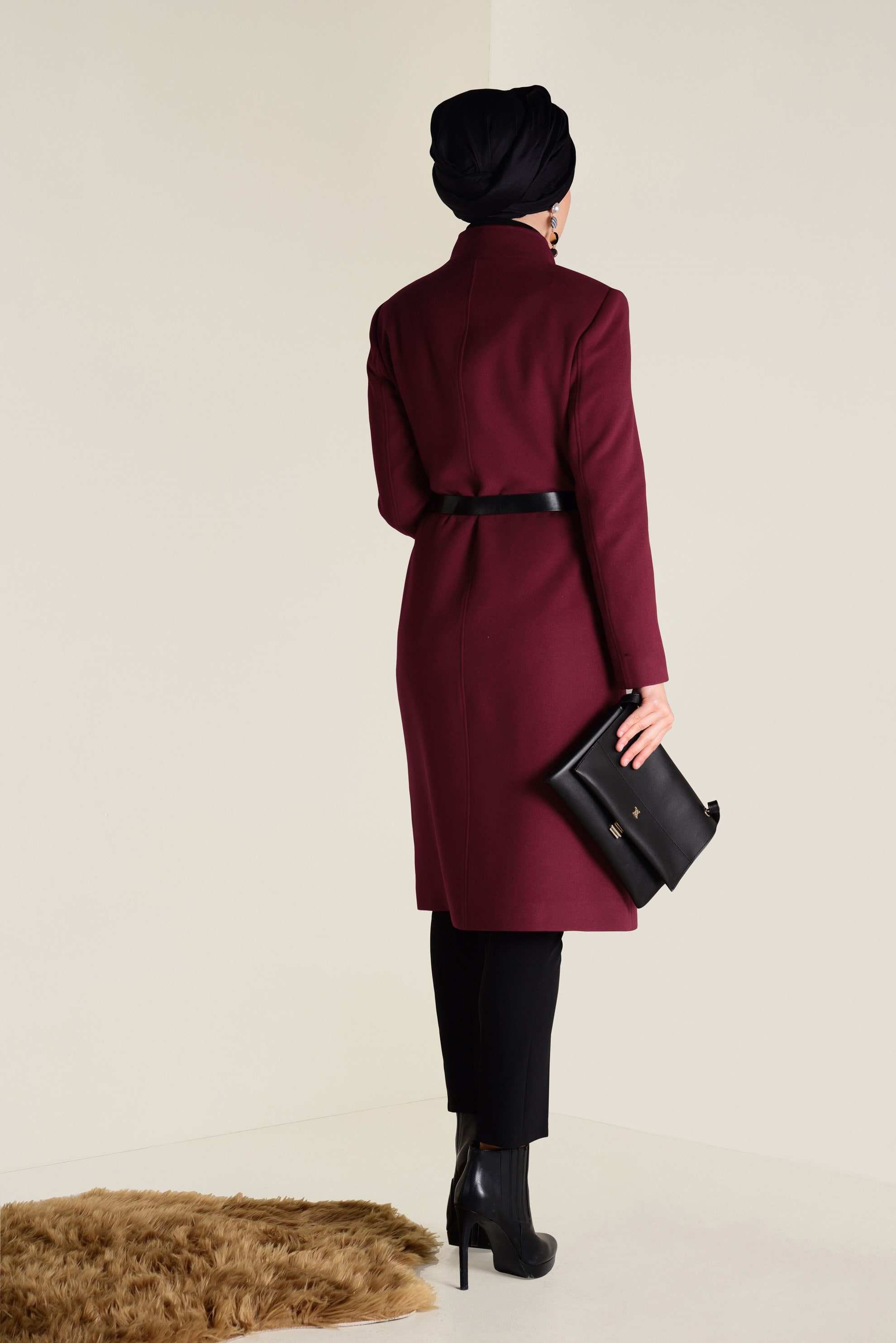 Tesettür giyim BORDO HAKİM YAKA KAŞE KABAN 9798 