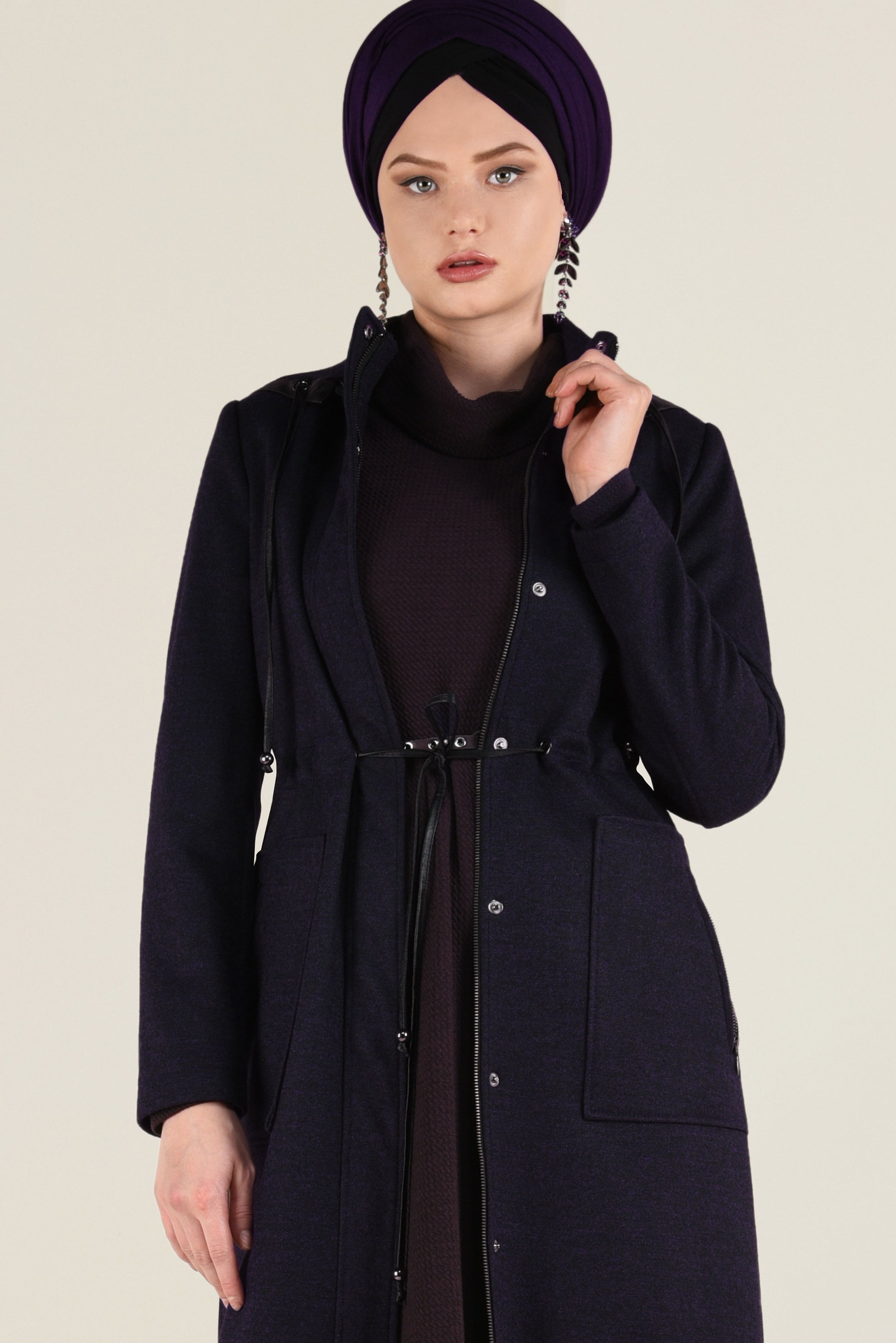 Tesettür giyim MÜRDÜM CEPLİ KAPÜŞONLU KABAN 9804