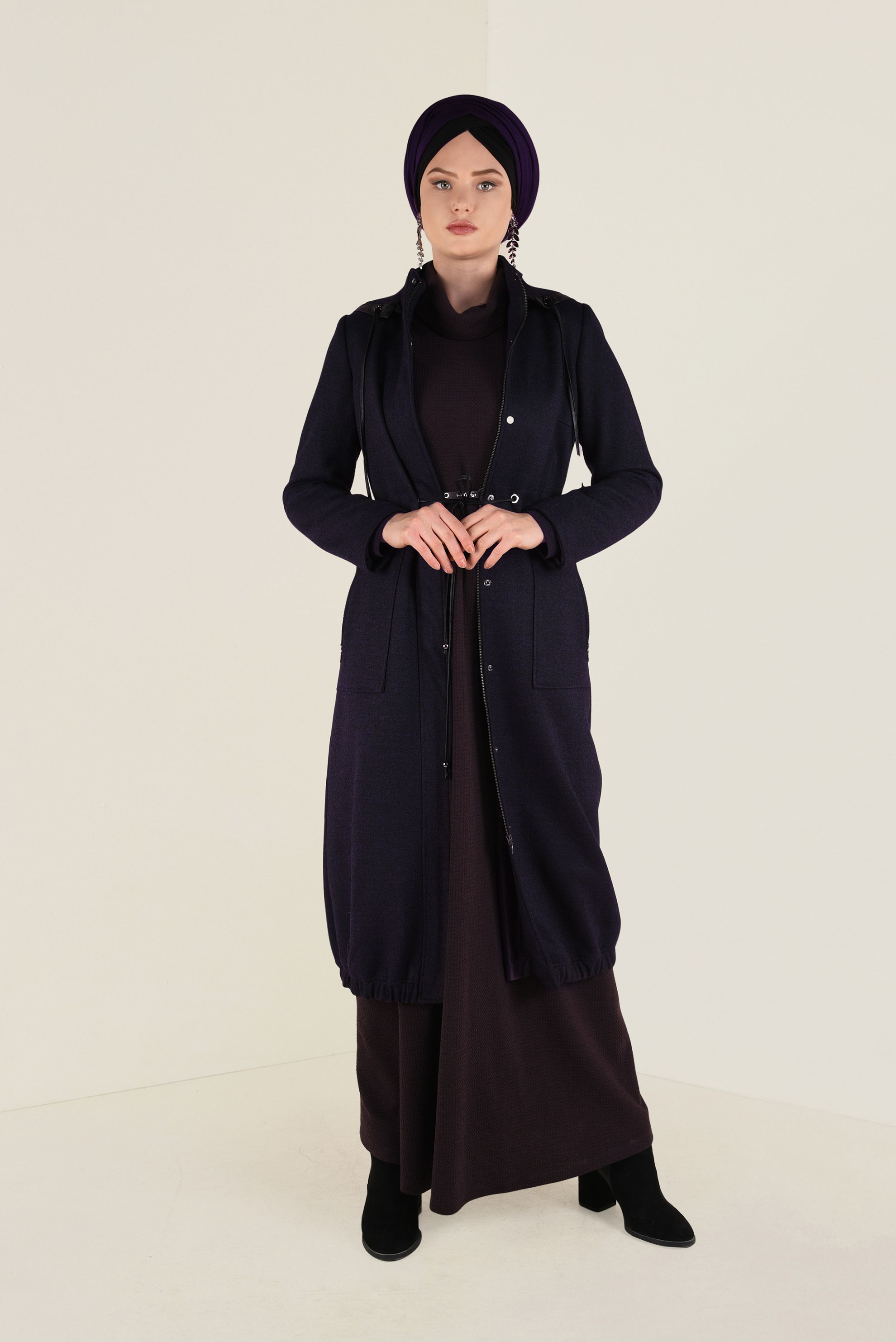 Tesettür giyim MÜRDÜM CEPLİ KAPÜŞONLU KABAN 9804