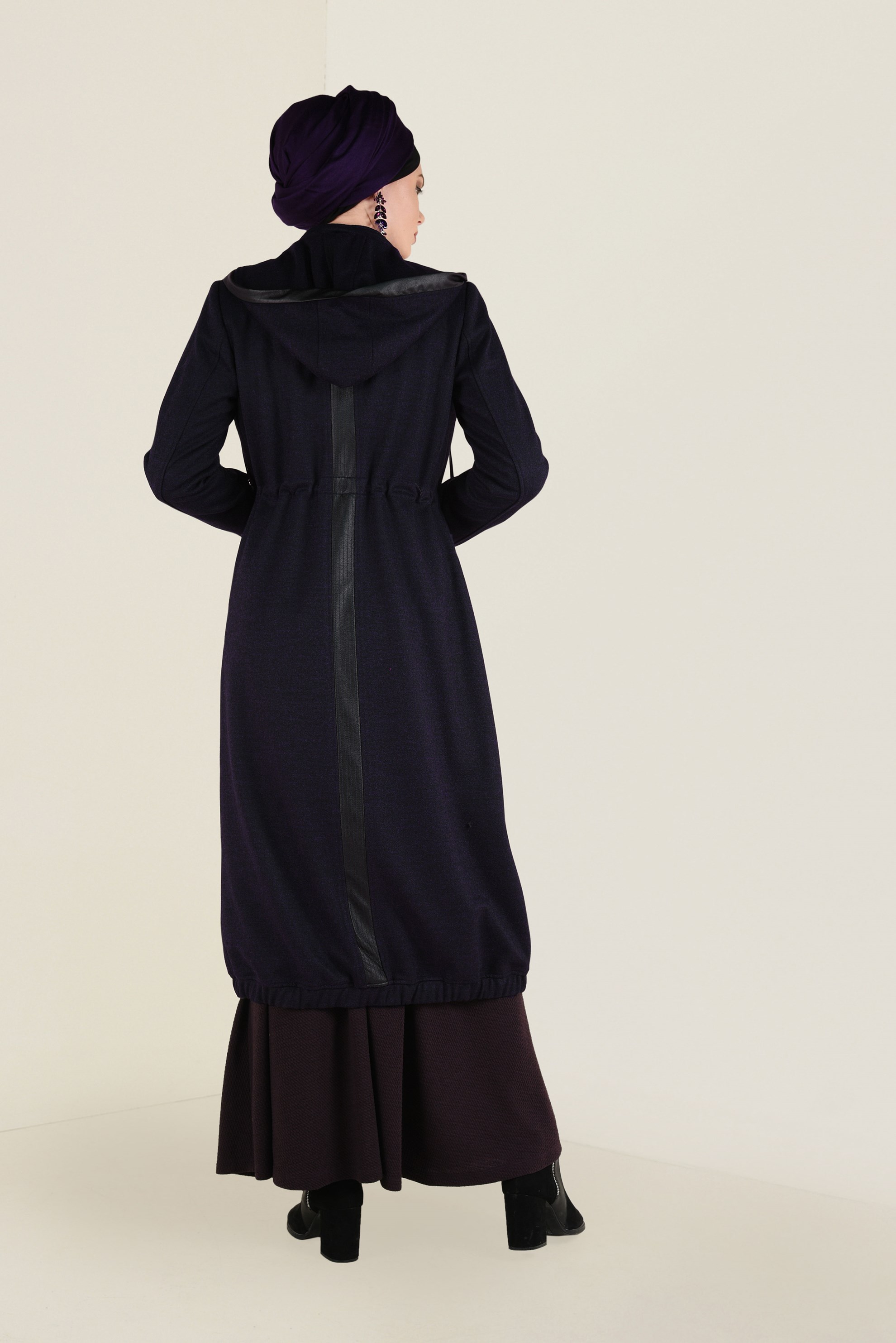 Tesettür giyim MÜRDÜM CEPLİ KAPÜŞONLU KABAN 9804
