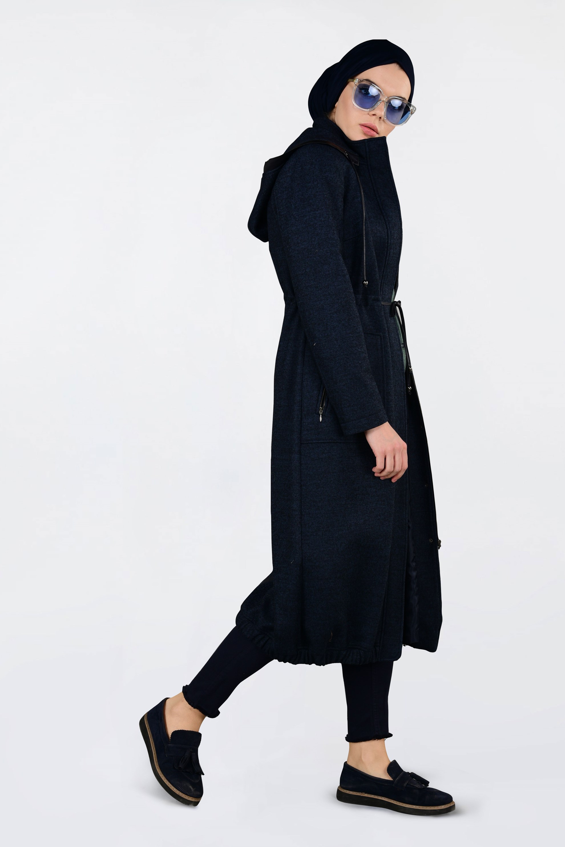 Tesettür giyim LACİVERT CEPLİ KAPÜŞONLU KABAN 9804