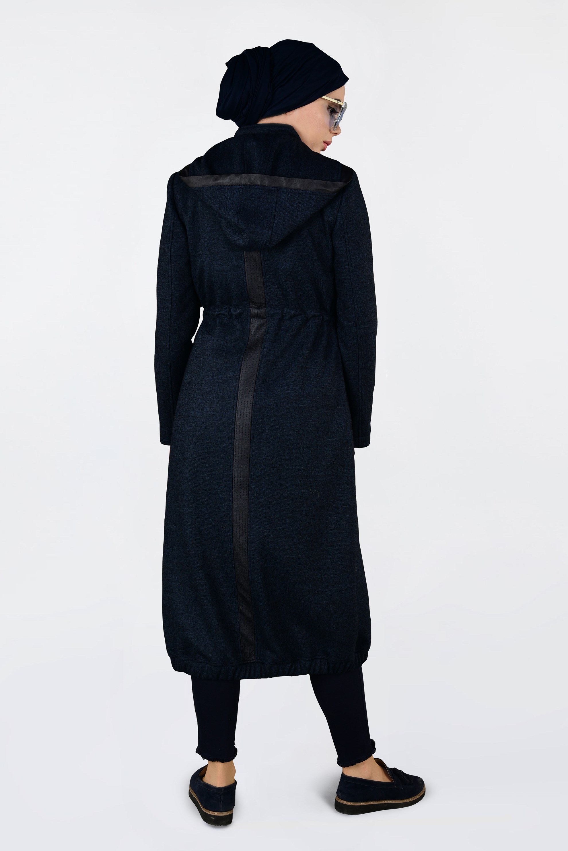 Tesettür giyim LACİVERT CEPLİ KAPÜŞONLU KABAN 9804