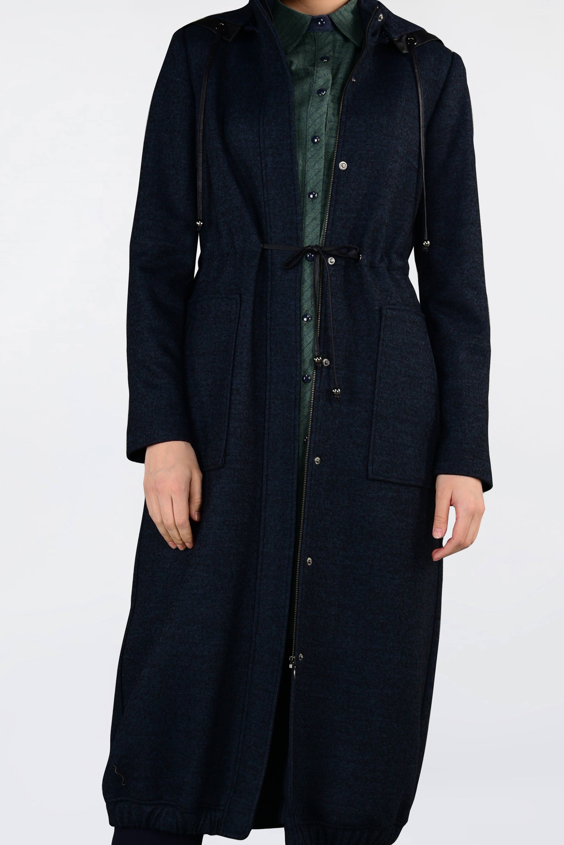 Tesettür giyim LACİVERT CEPLİ KAPÜŞONLU KABAN 9804