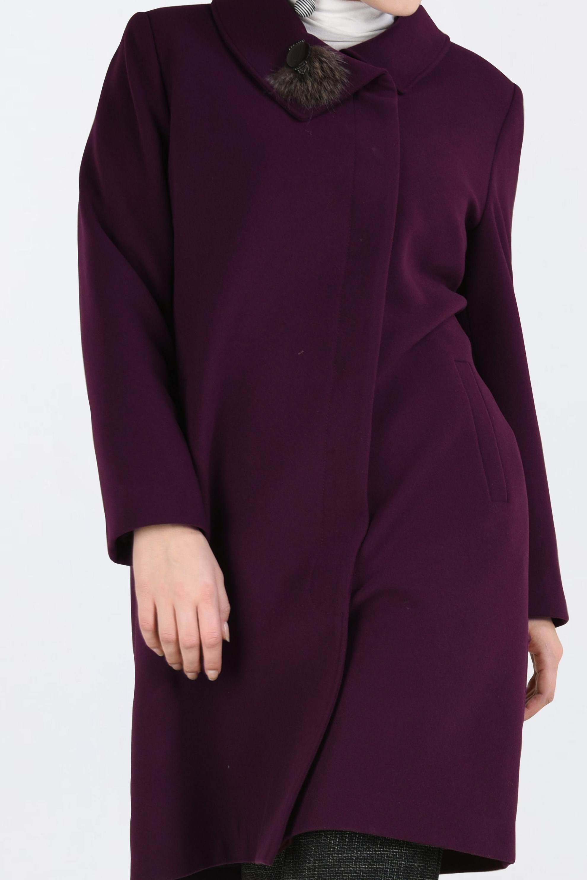 Hijab clothing DAMSON BROOCH DETAIL COAT 9810