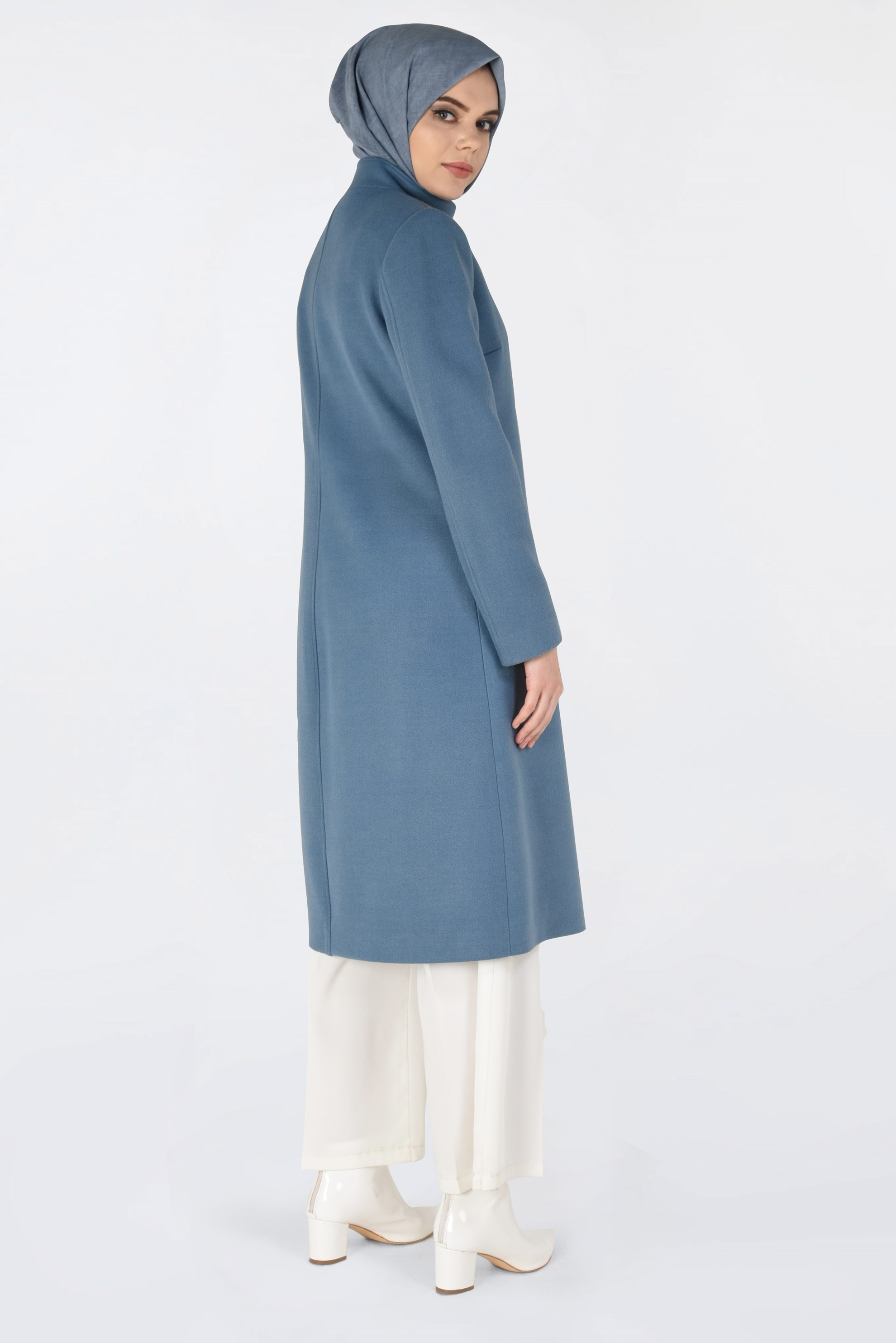 Tesettür giyim MAVİ GİZLİ DÜĞMELİ KAŞE KABAN 9813