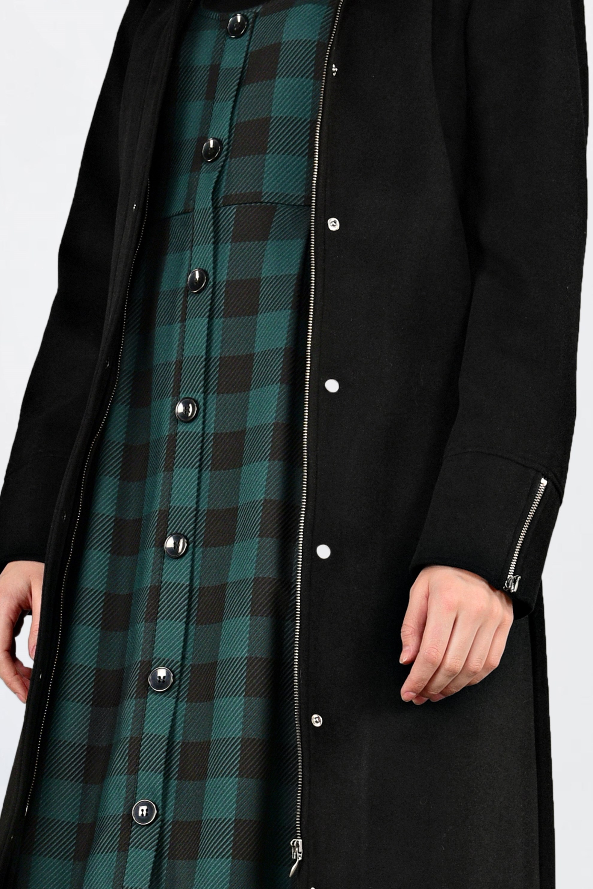 Tesettür giyim SİYAH FERMUARLI KAPÜŞONLU KAŞE KABAN 9816