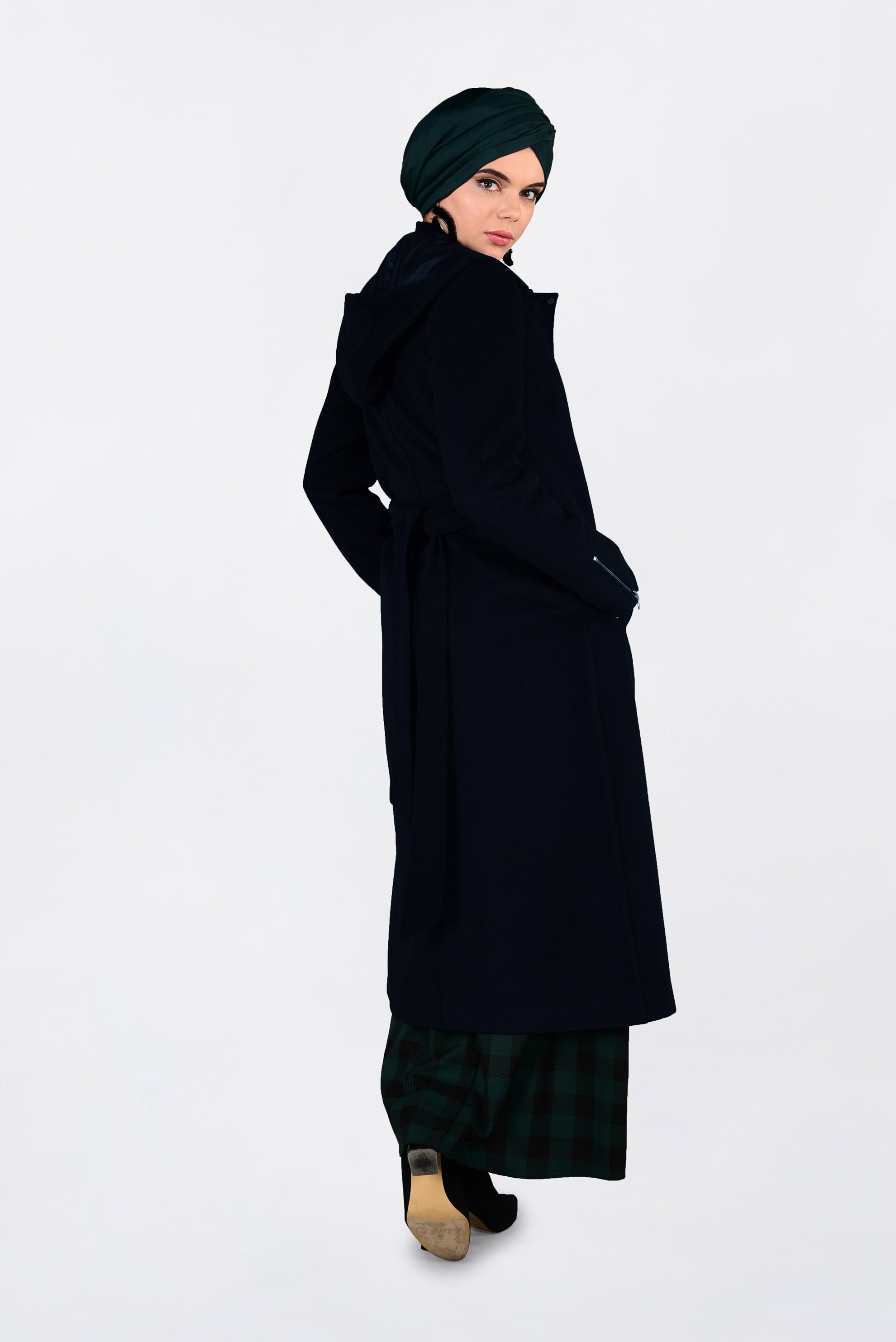 Tesettür giyim LACİVERT FERMUARLI KAPÜŞONLU KAŞE KABAN 9816
