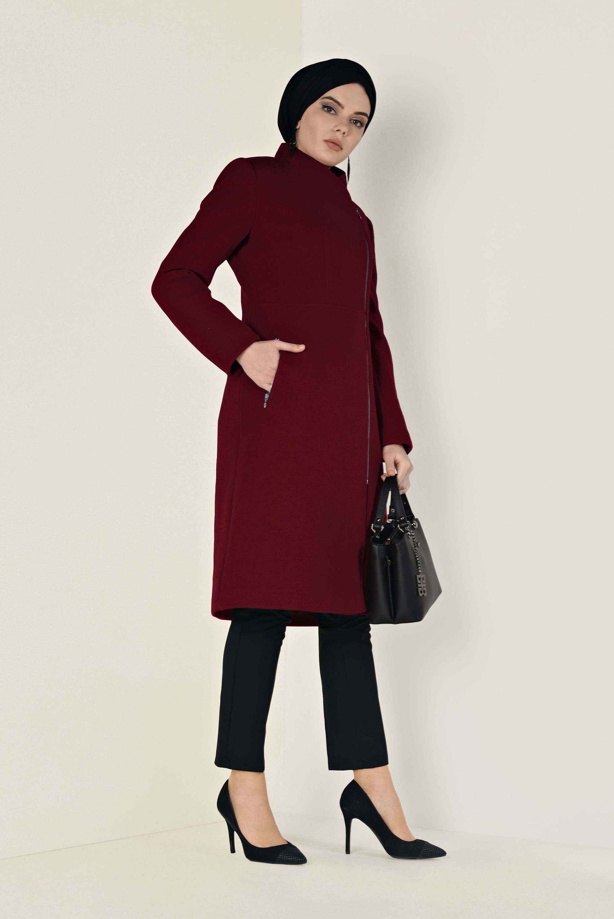 Tesettür giyim BORDO HAKİM YAKA FERMUARLI KABAN 9818 