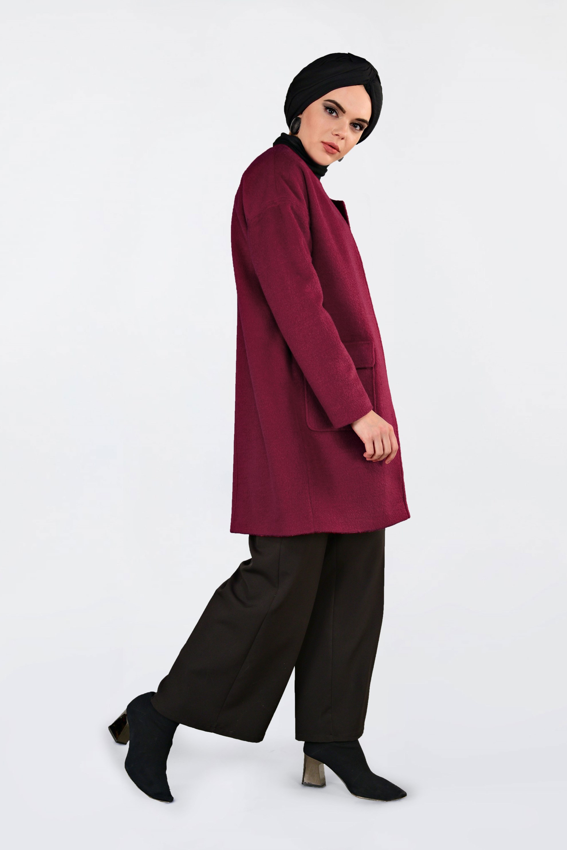 Tesettür giyim KIRMIZI BİSİKLET YAKA KAŞE KABAN 9835