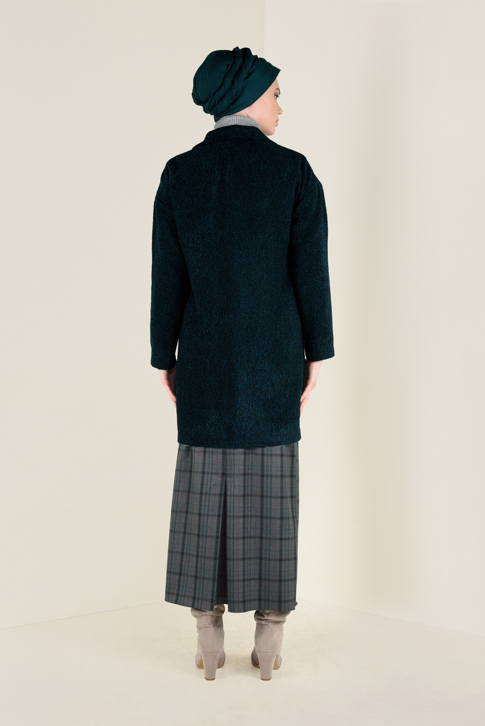 Tesettür giyim MAVİ KIRÇILLI YÜNLÜ KABAN 9833-1