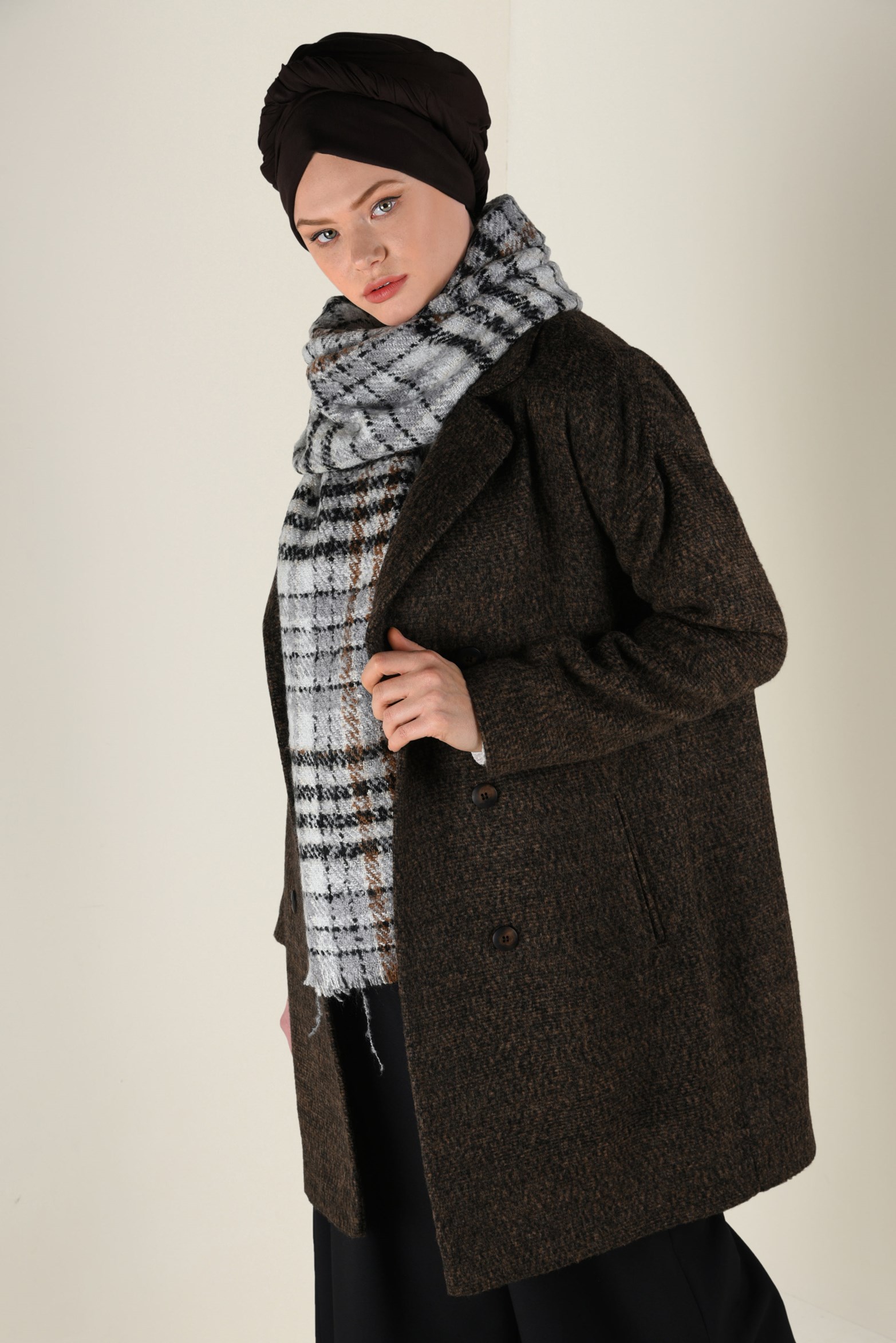 Tesettür giyim KAHVE KIRÇILLI YÜNLÜ KABAN 9833-1