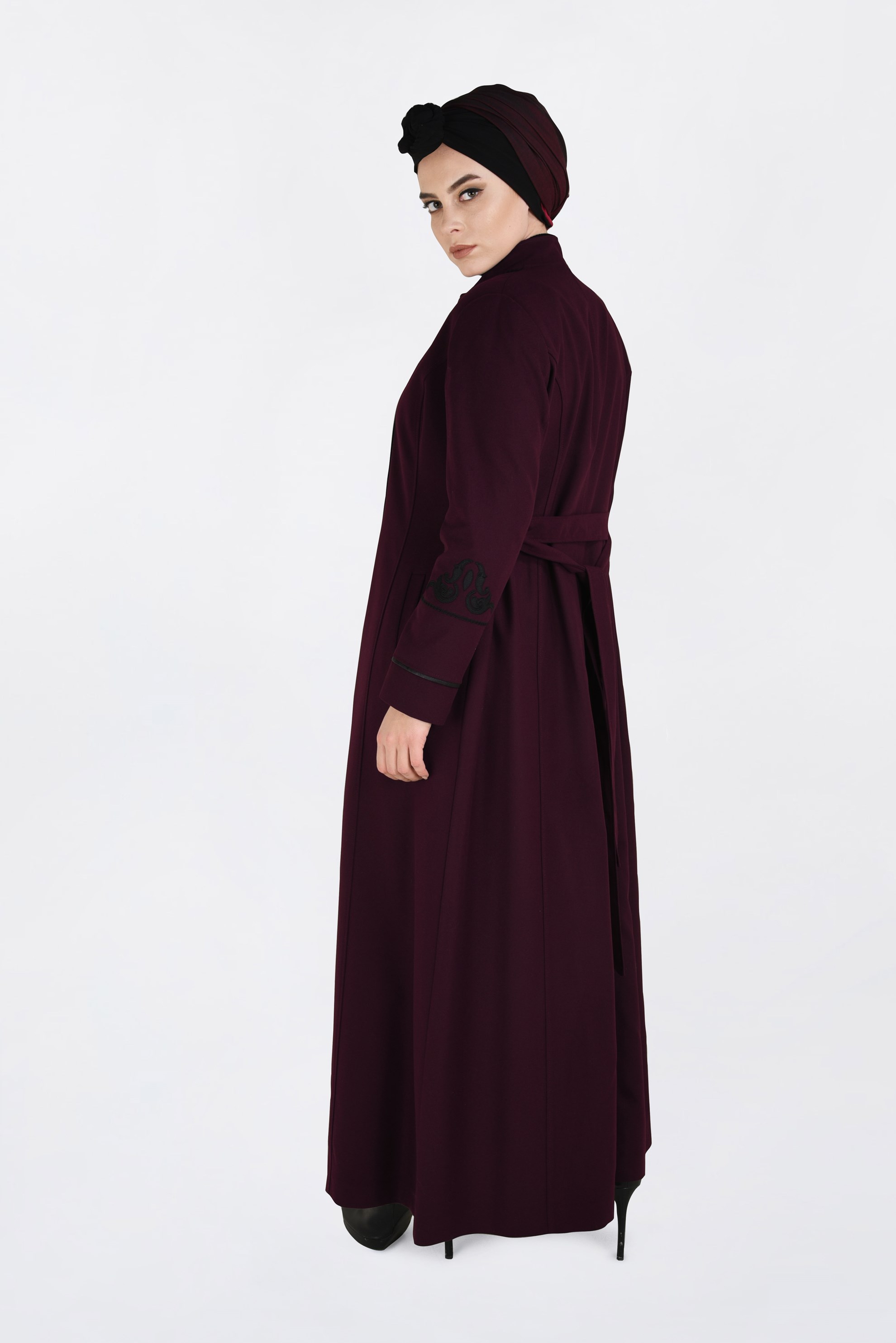 Hijab clothing CLARET RED HIDDEN BUTTONED LONG COAT 9773 