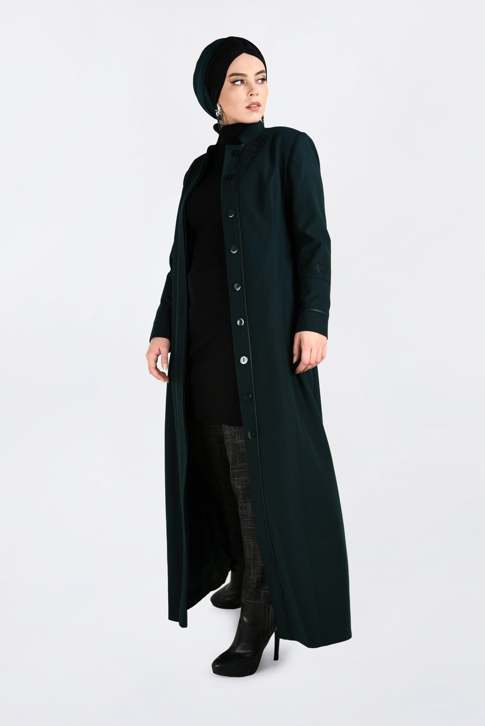 Vêtements hijab VERT MANTEAU LONG BOUTONÉ À CACHÉ 9773 