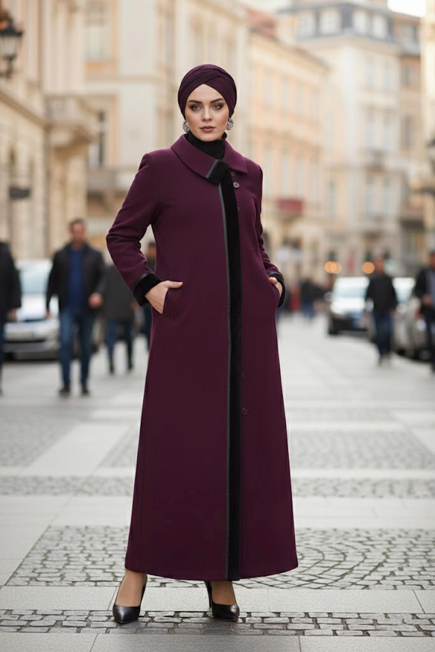 Tesettür giyim MÜRDÜM DÜĞME VE DERİ DETAYLI KAŞE MANTO 9807 