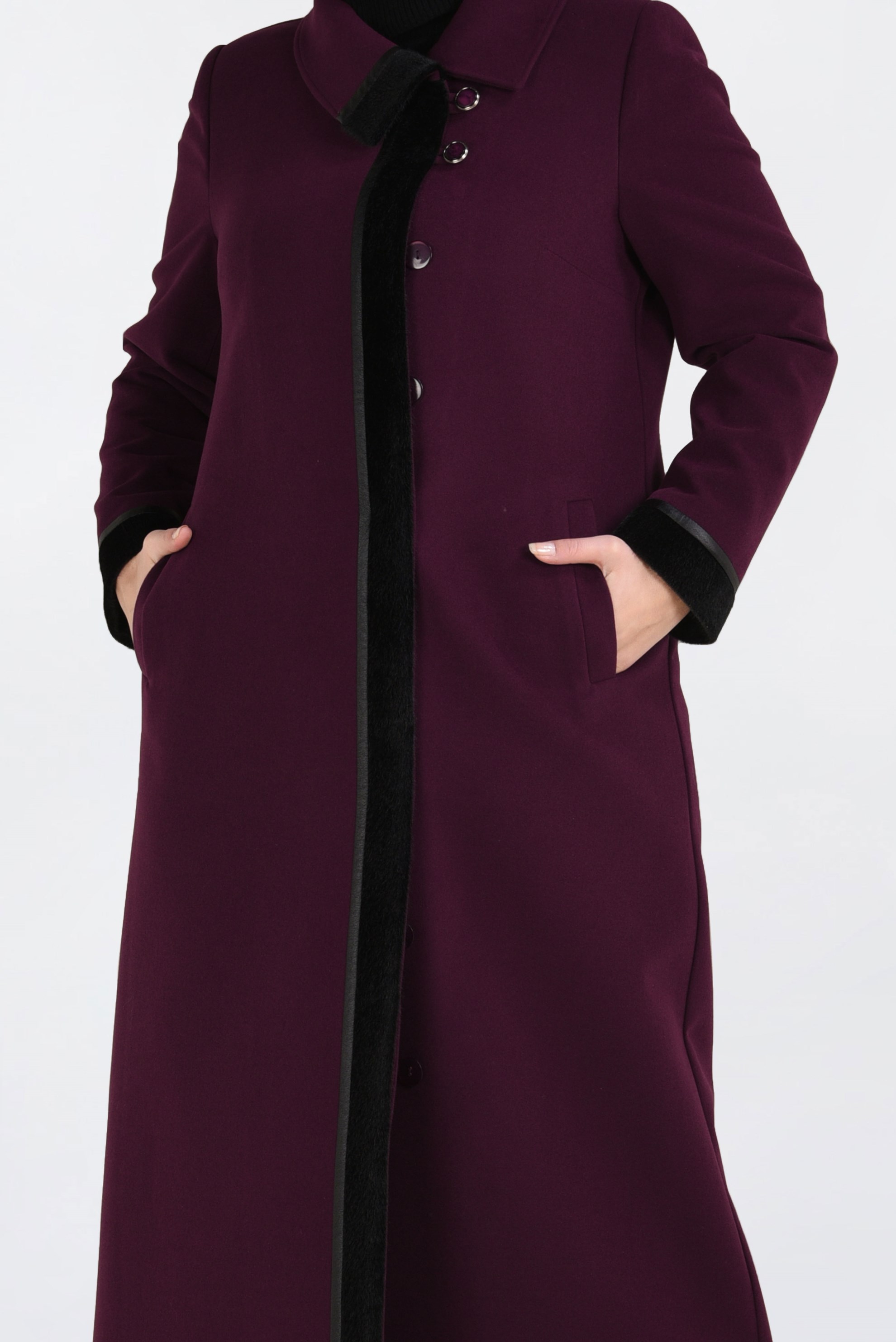 Vêtements hijab PRUNE MANTEAU DÉTAILLÉ EN FOURRURE À BOUTONÉ 9807 