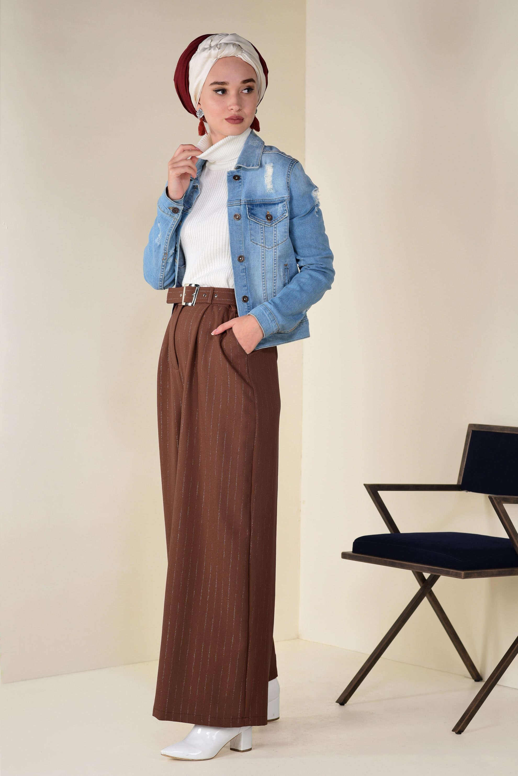 Tesettür giyim TABA SİMLİ ÇİZGİ DESEN KEMERLİ PANTOLON 7401 