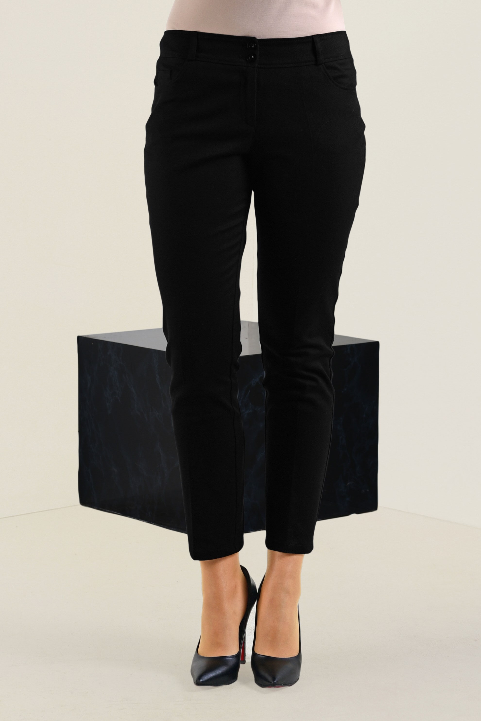 Tesettür giyim SİYAH DAR PAÇA KLASİK PANTOLON 7406