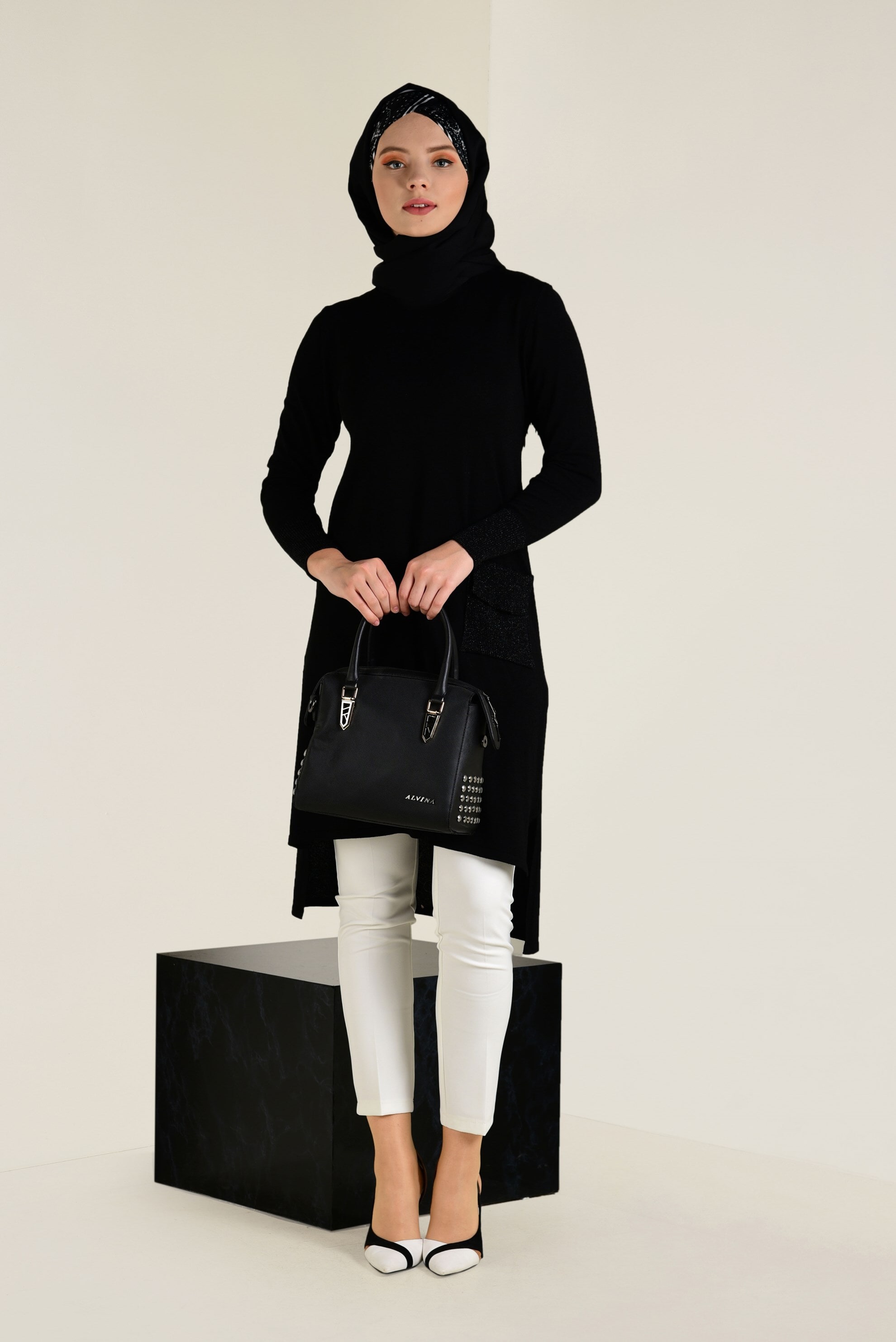 Tesettür giyim BEYAZ DAR PAÇA KLASİK PANTOLON 7406