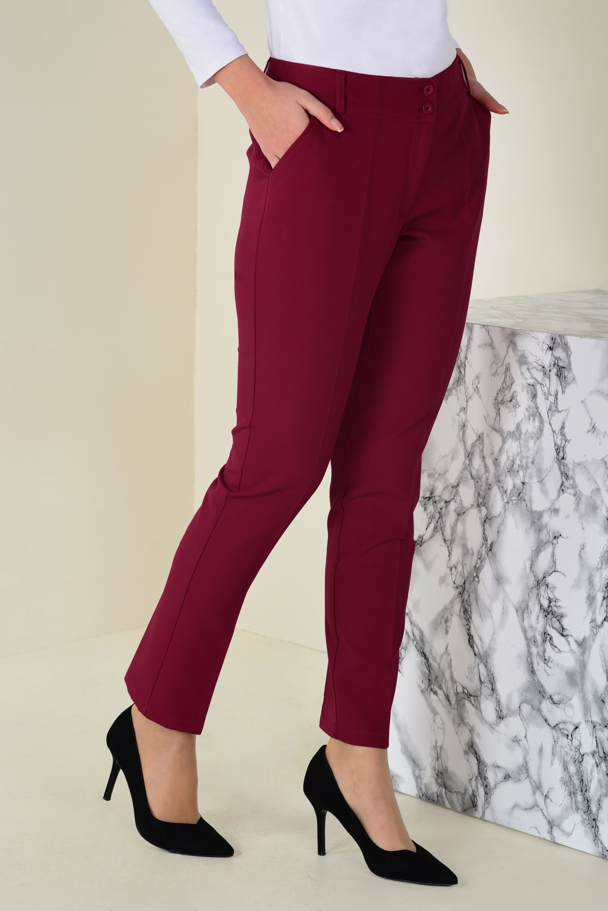 Tesettür giyim BORDO DÜĞMELİ HAVUÇ PANTOLON 7412
