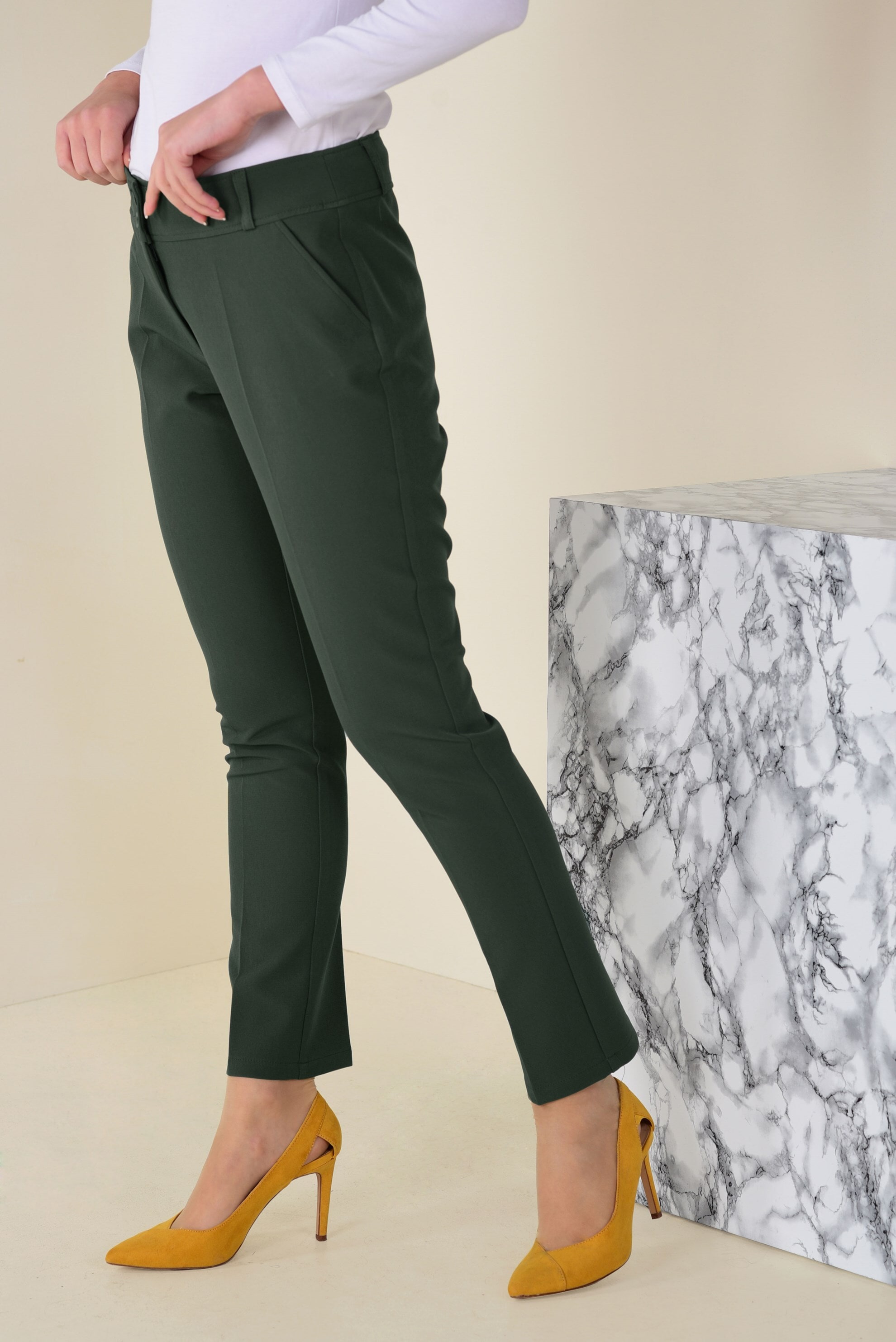 Tesettür giyim HAKİ DÜĞMELİ HAVUÇ PANTOLON 7412