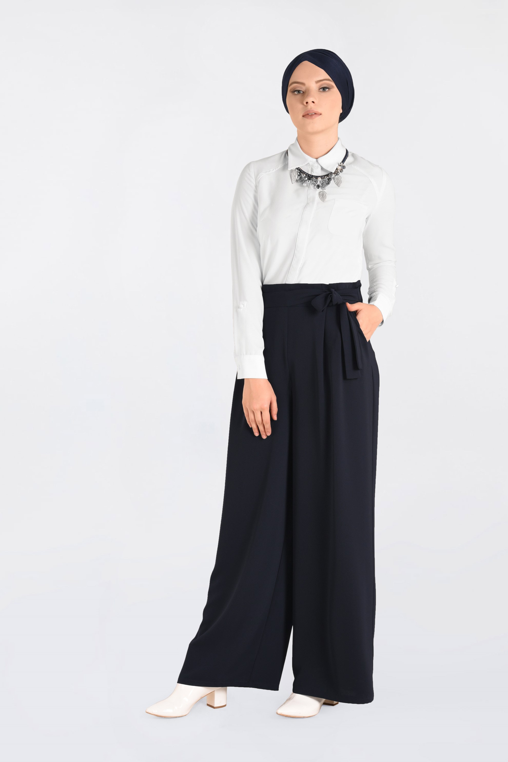 Tesettür giyim LACİVERT GENİŞ PAÇA PANTOLON 7430