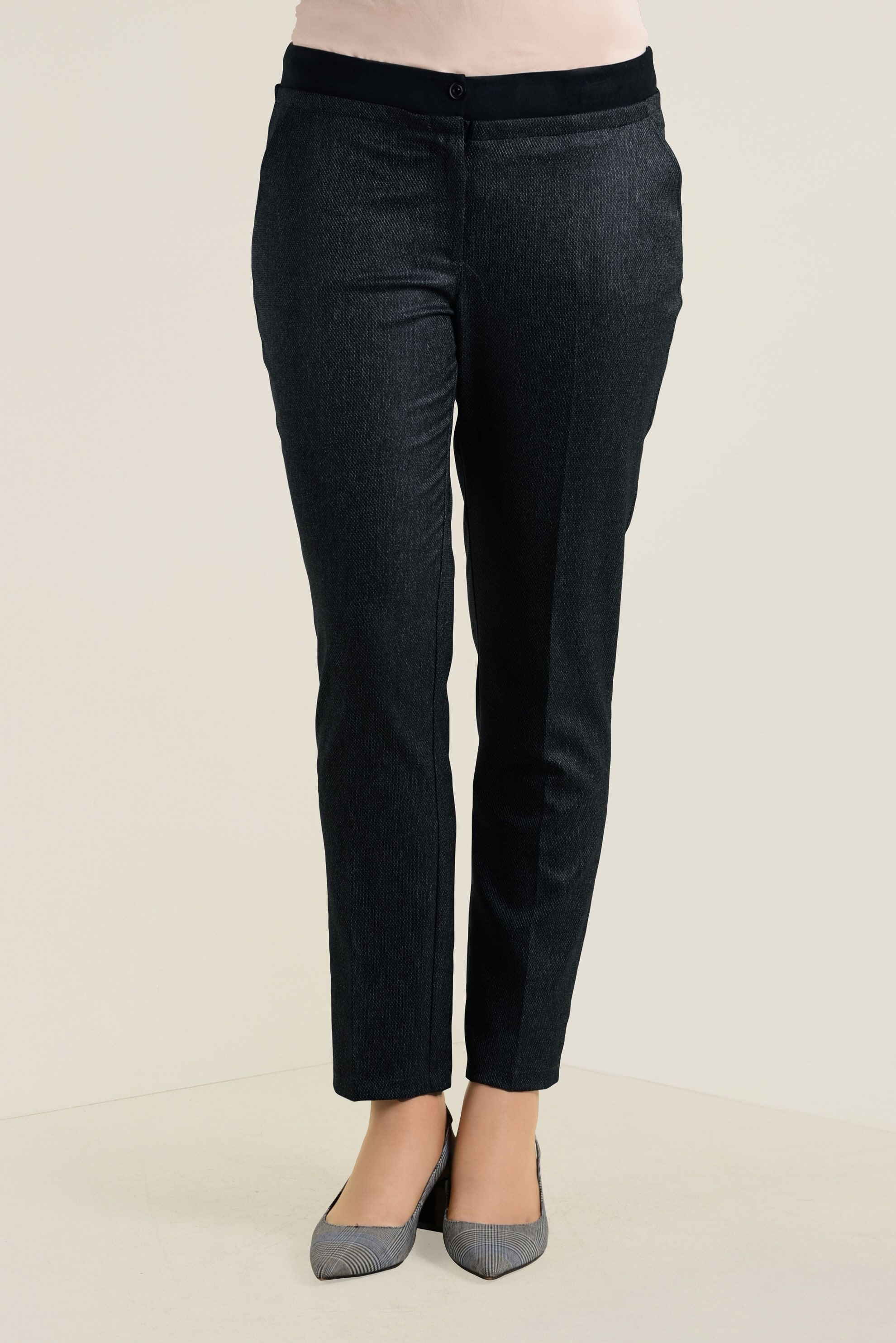 Tesettür giyim SİYAH DAR PAÇA ARA BEL PANTOLON 7431 