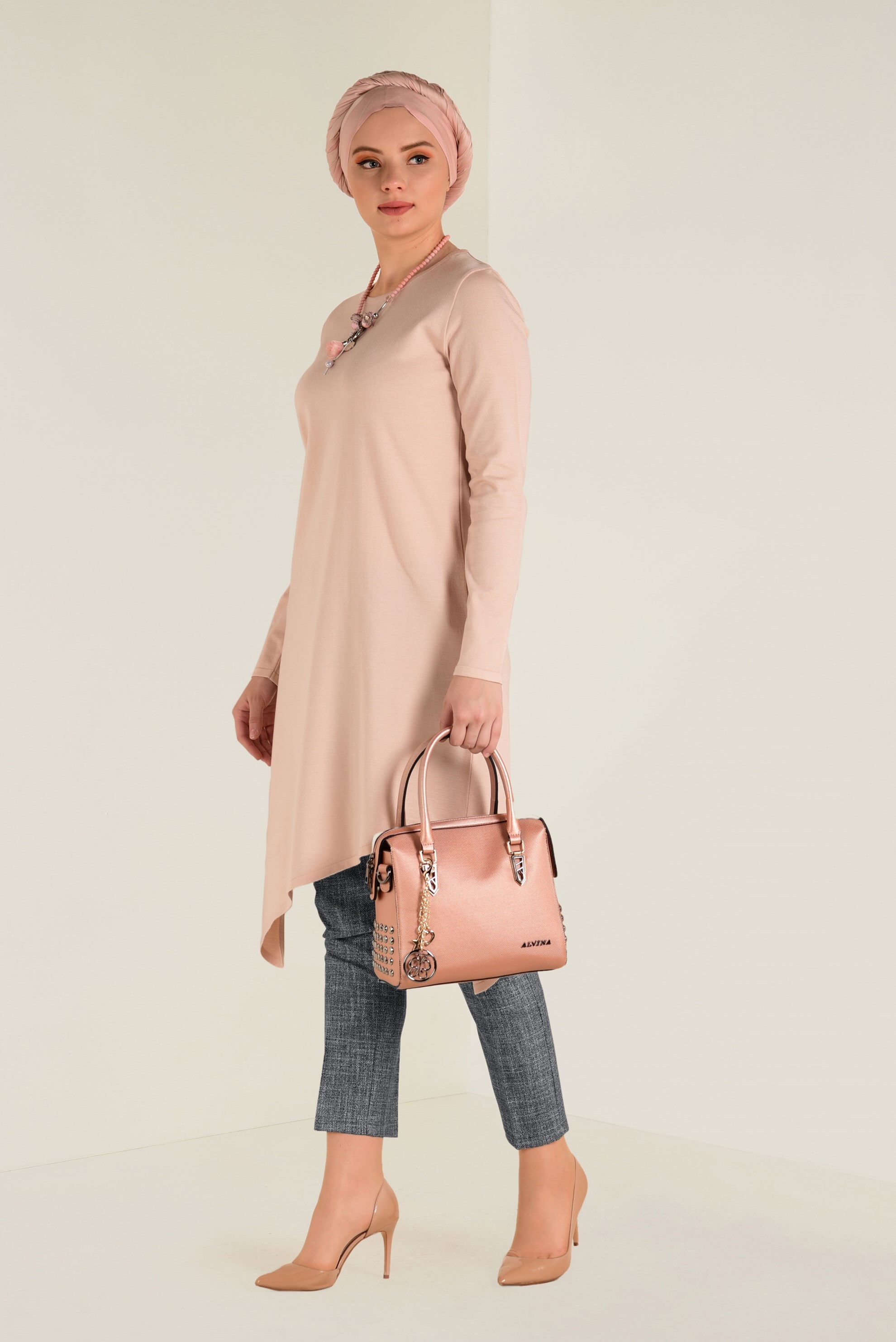 Tesettür giyim SİYAH DAR PAÇA ARA BEL PANTOLON 7431 