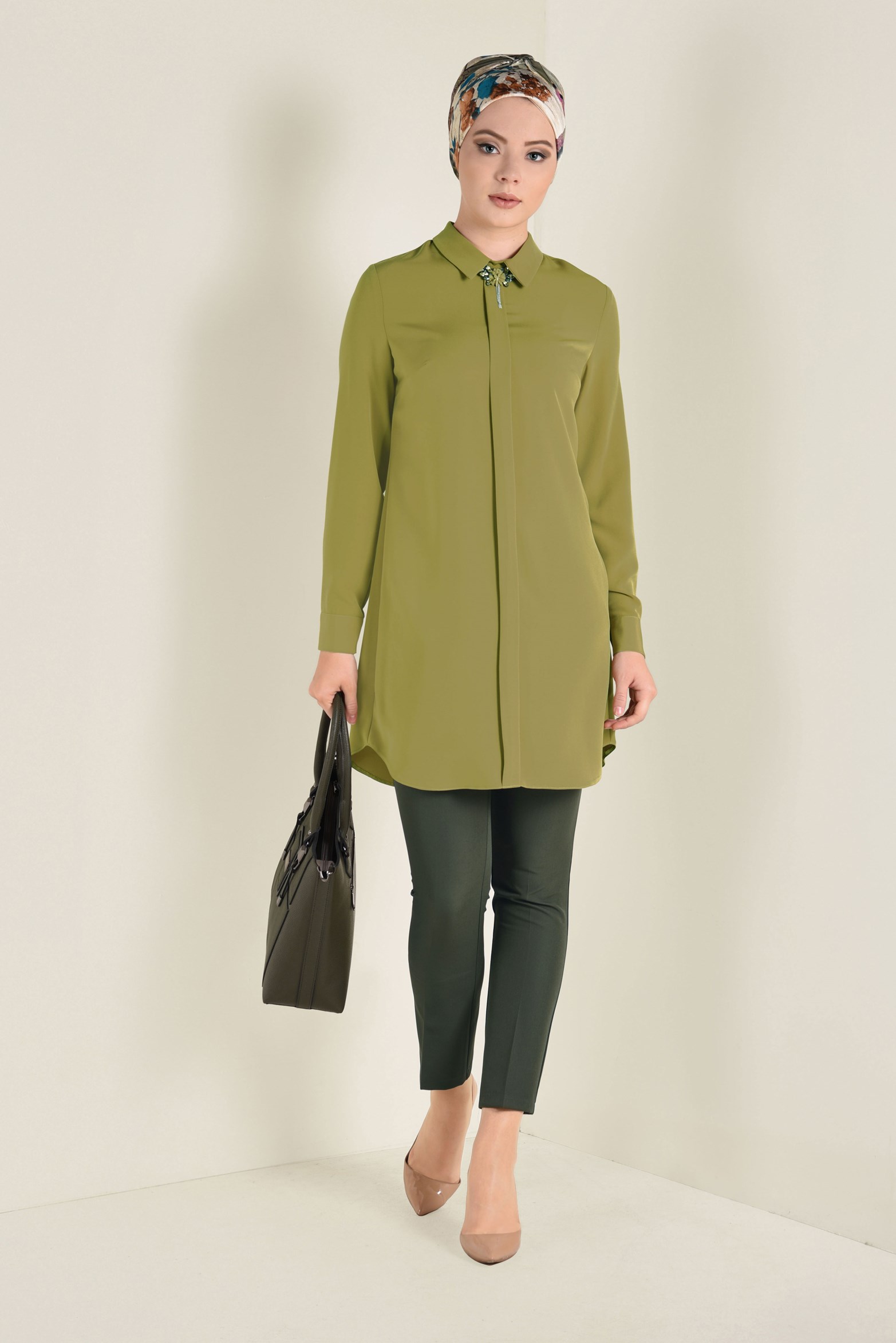 Tesettür giyim HAKİ YANDAN DÜĞMELİ PANTOLON 7433 