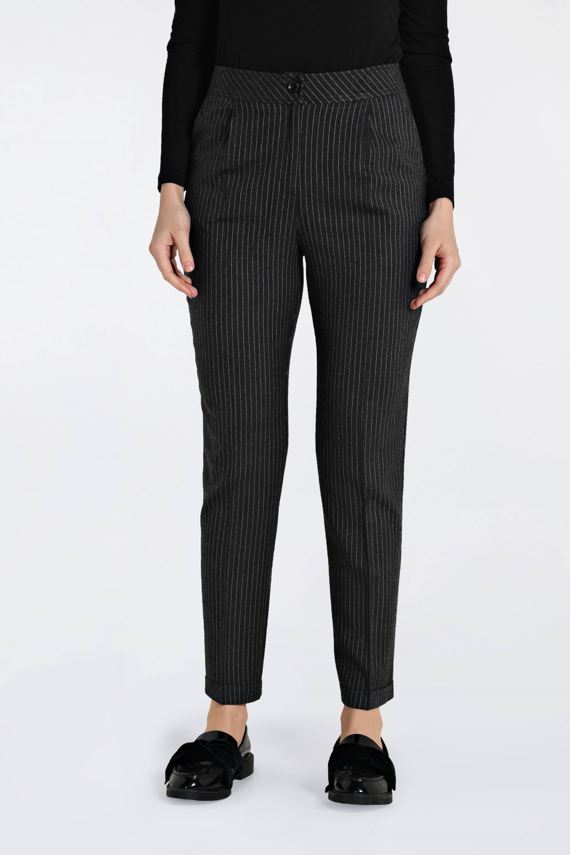 Tesettür giyim SİYAH DİKEY ÇİZGİLİ HAVUÇ PANTOLON 7445 