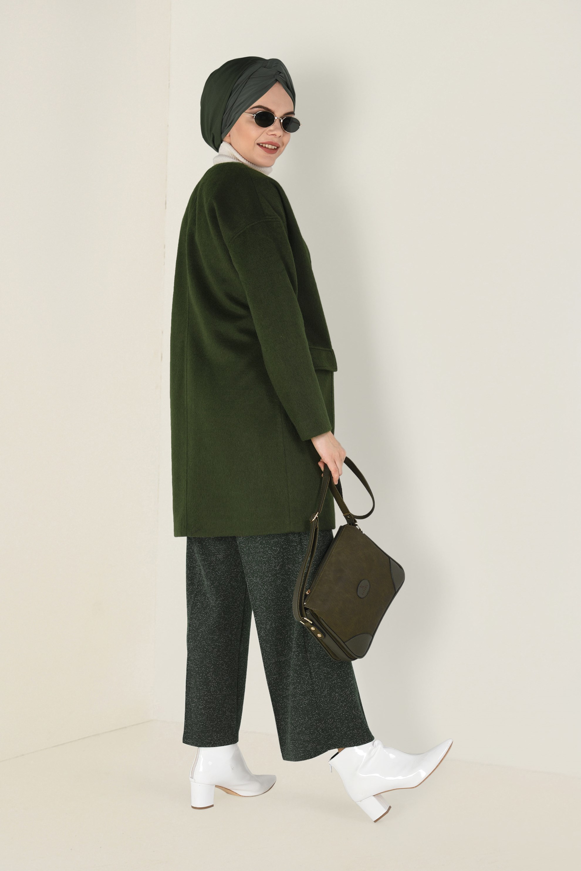 Tesettür giyim HAKİ YÜKSEK BEL BOL KESİM KIRÇILLI PANTOLON 7447 