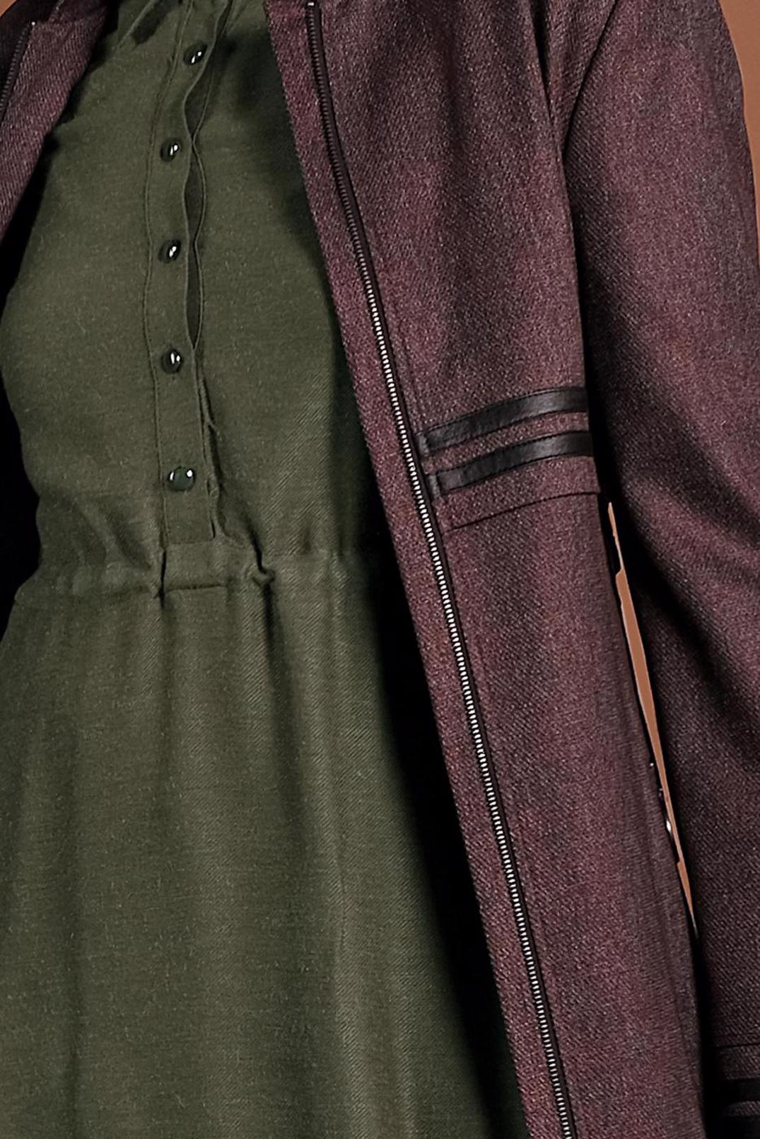 Tesettür giyim BORDO BELİ KUŞAKLI KAPÜŞONLU PARDESÜ 1311