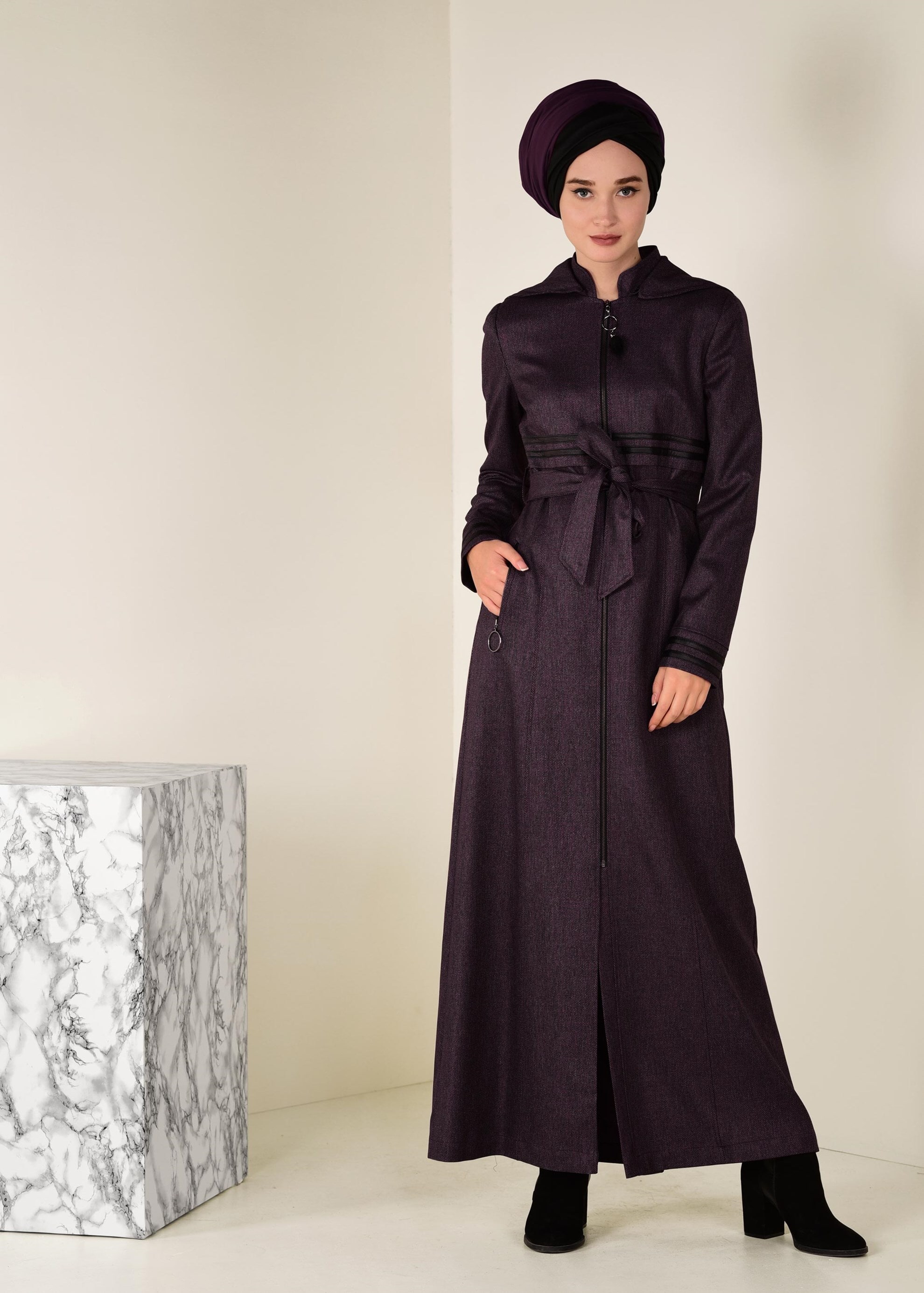 Tesettür giyim MÜRDÜM BELİ KUŞAKLI KAPÜŞONLU PARDESÜ 1311