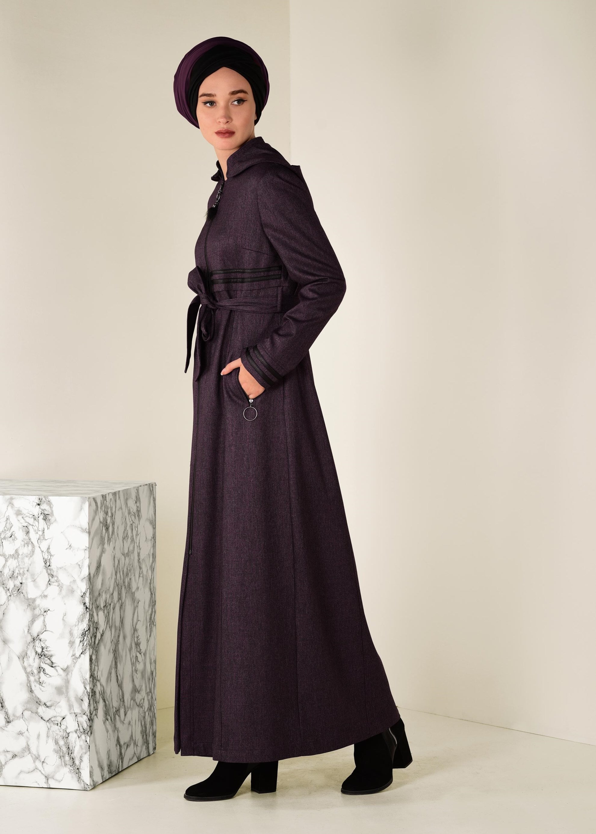 Tesettür giyim MÜRDÜM BELİ KUŞAKLI KAPÜŞONLU PARDESÜ 1311