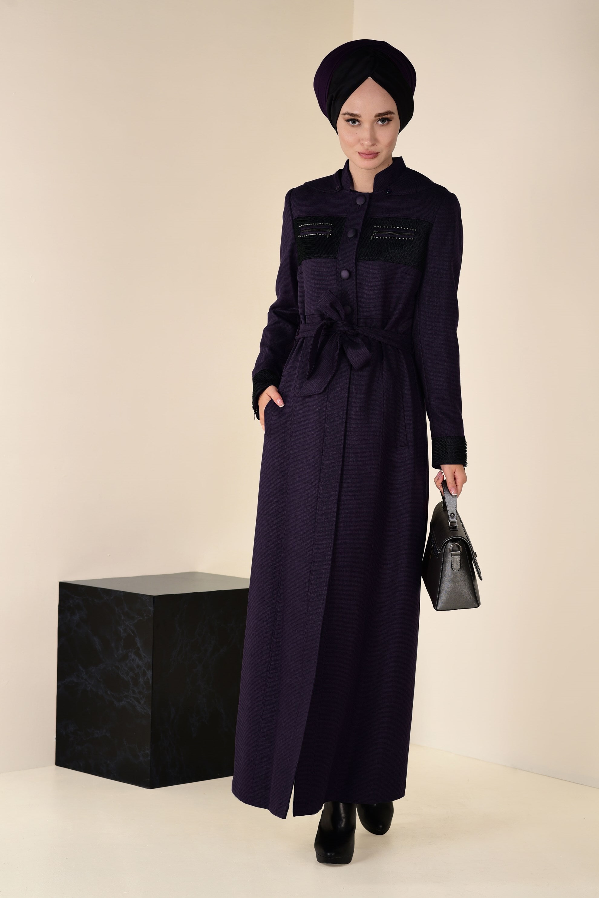 Tesettür giyim MÜRDÜM DÜĞMELİ KEMER DETAYLI PARDESÜ 1312