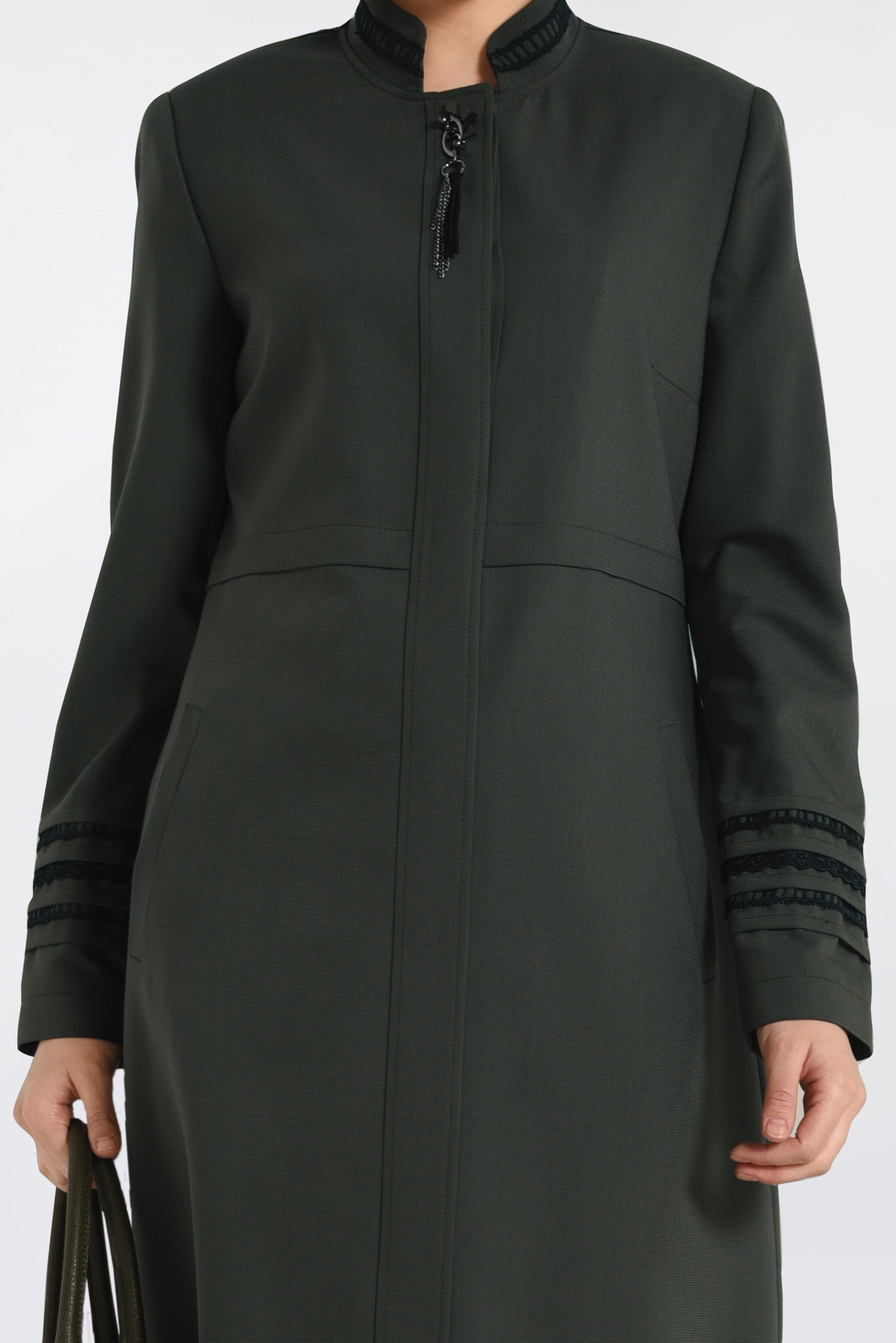 Tesettür giyim HAKİ HAKİM YAKA GİZLİ DÜĞMELİ PARDESÜ 1314