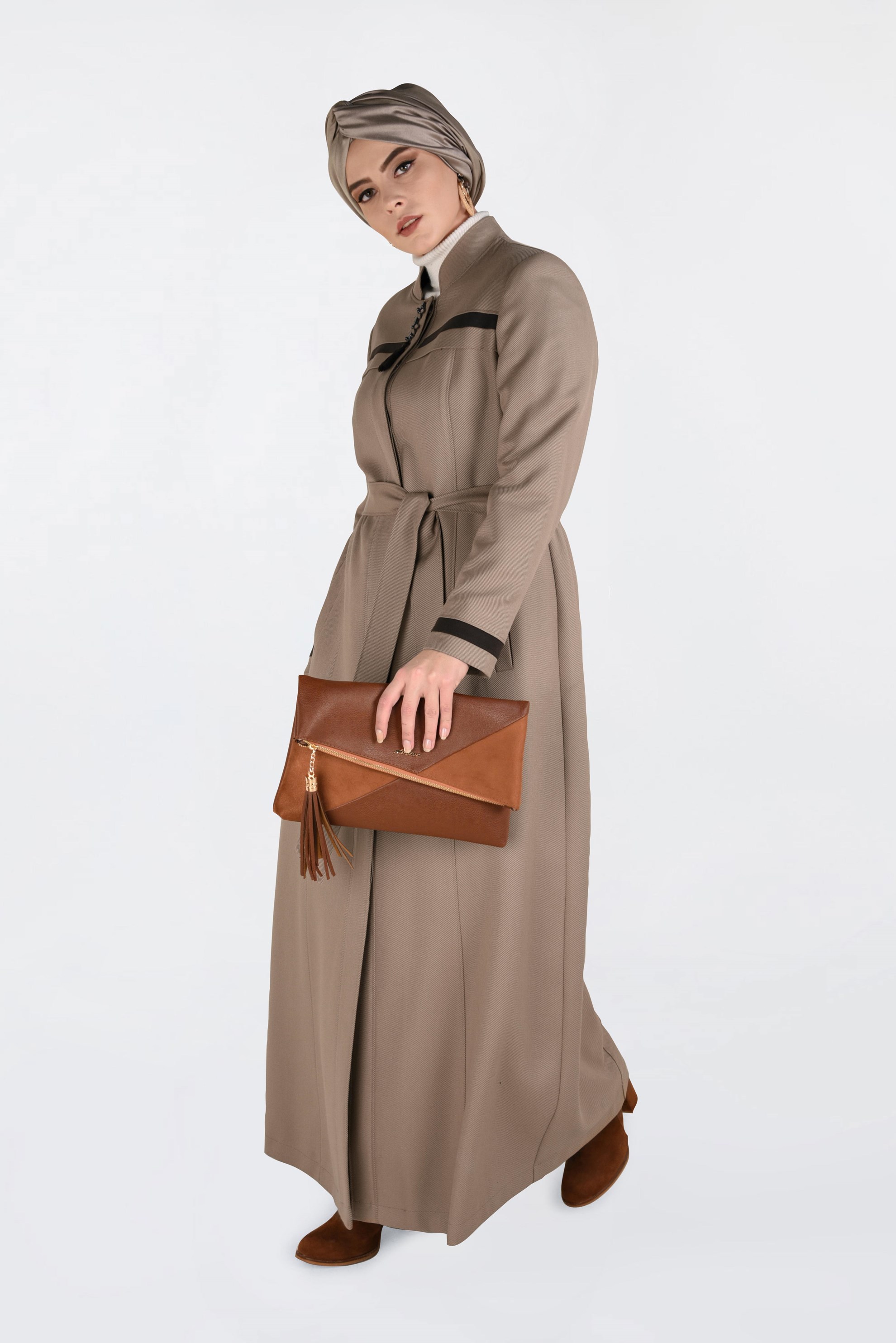 Tesettür giyim KAHVE BELDEN KUŞAKLI GİZLİ DÜĞMELİ PARDESÜ 1316 